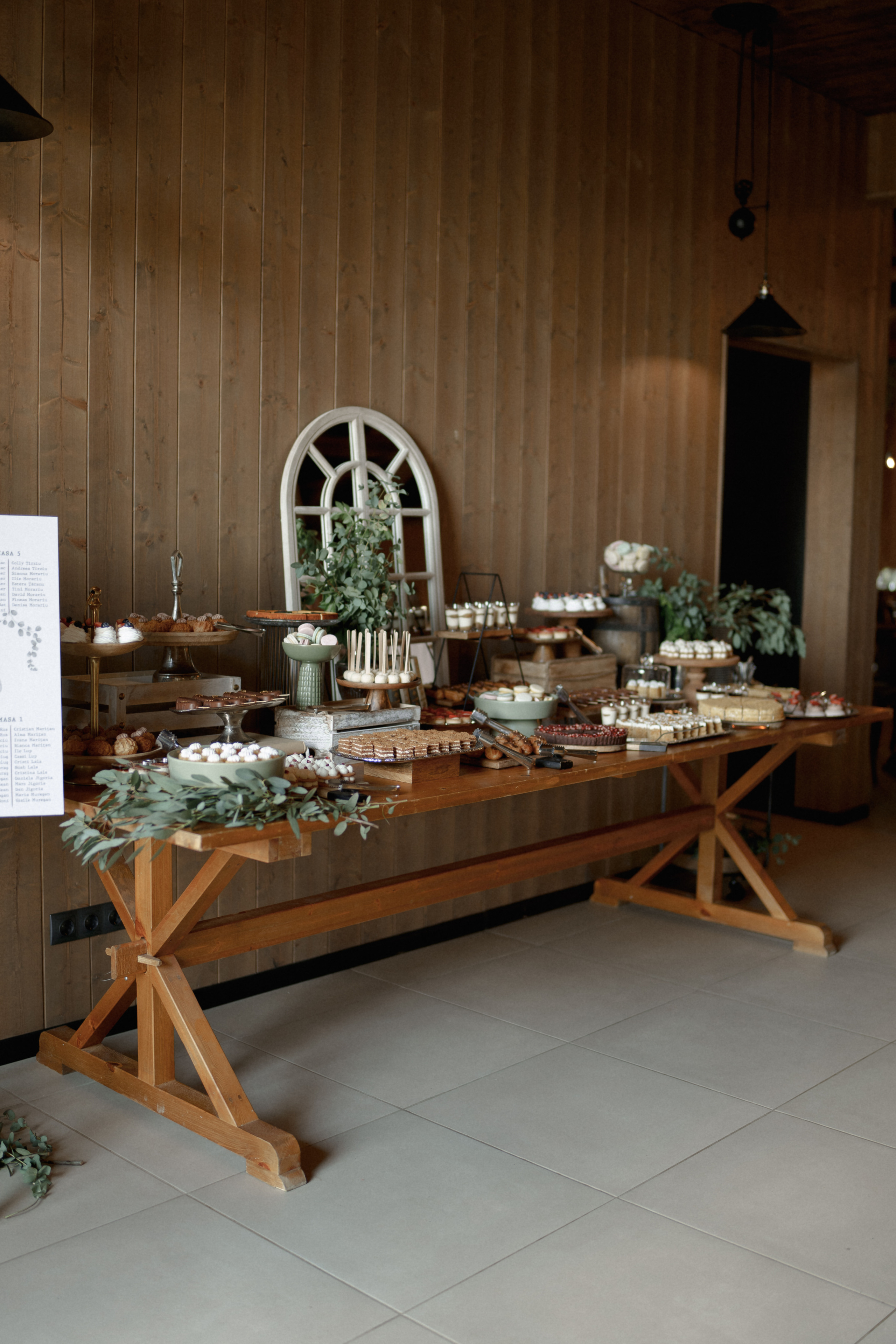 Wedding at Province 1965 Barn in Timisoara. Wedding photographer and videographer based in Timisoara, Romania