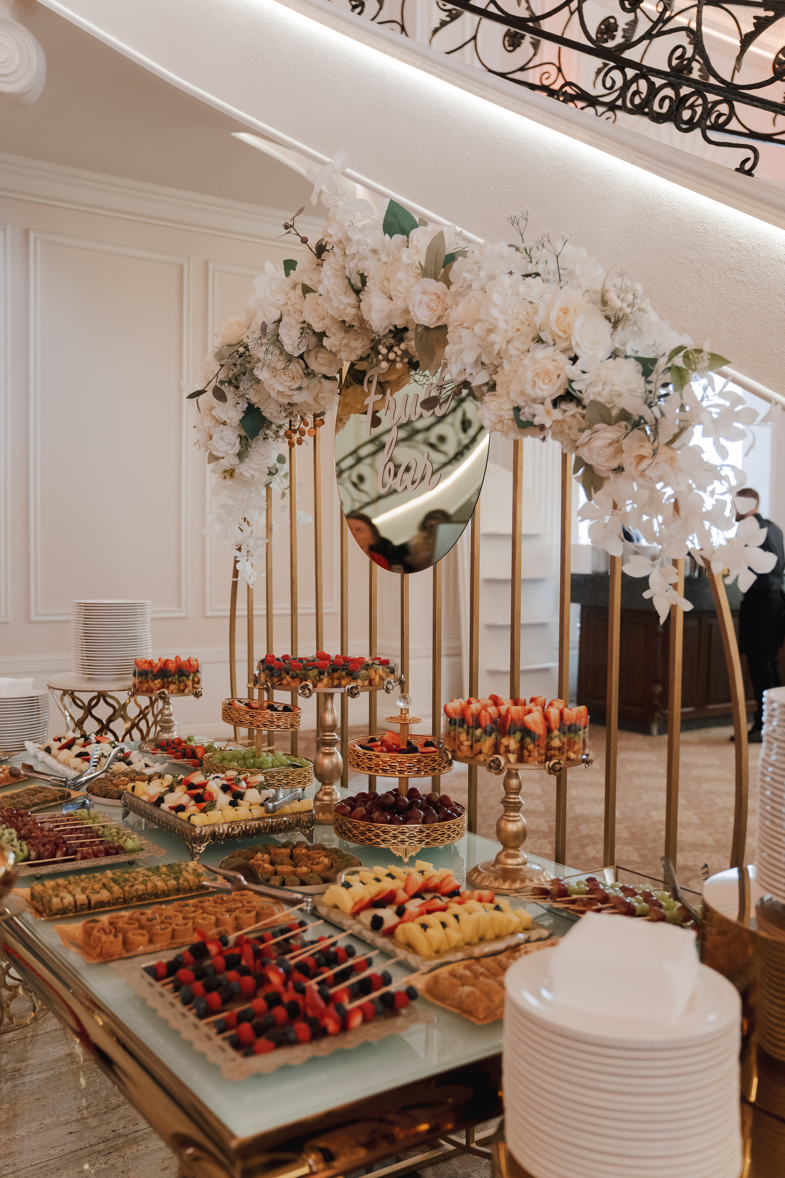 Luxury elegant wedding in Timisoara. Wedding photographer and videographer based in Timisoara, Romania