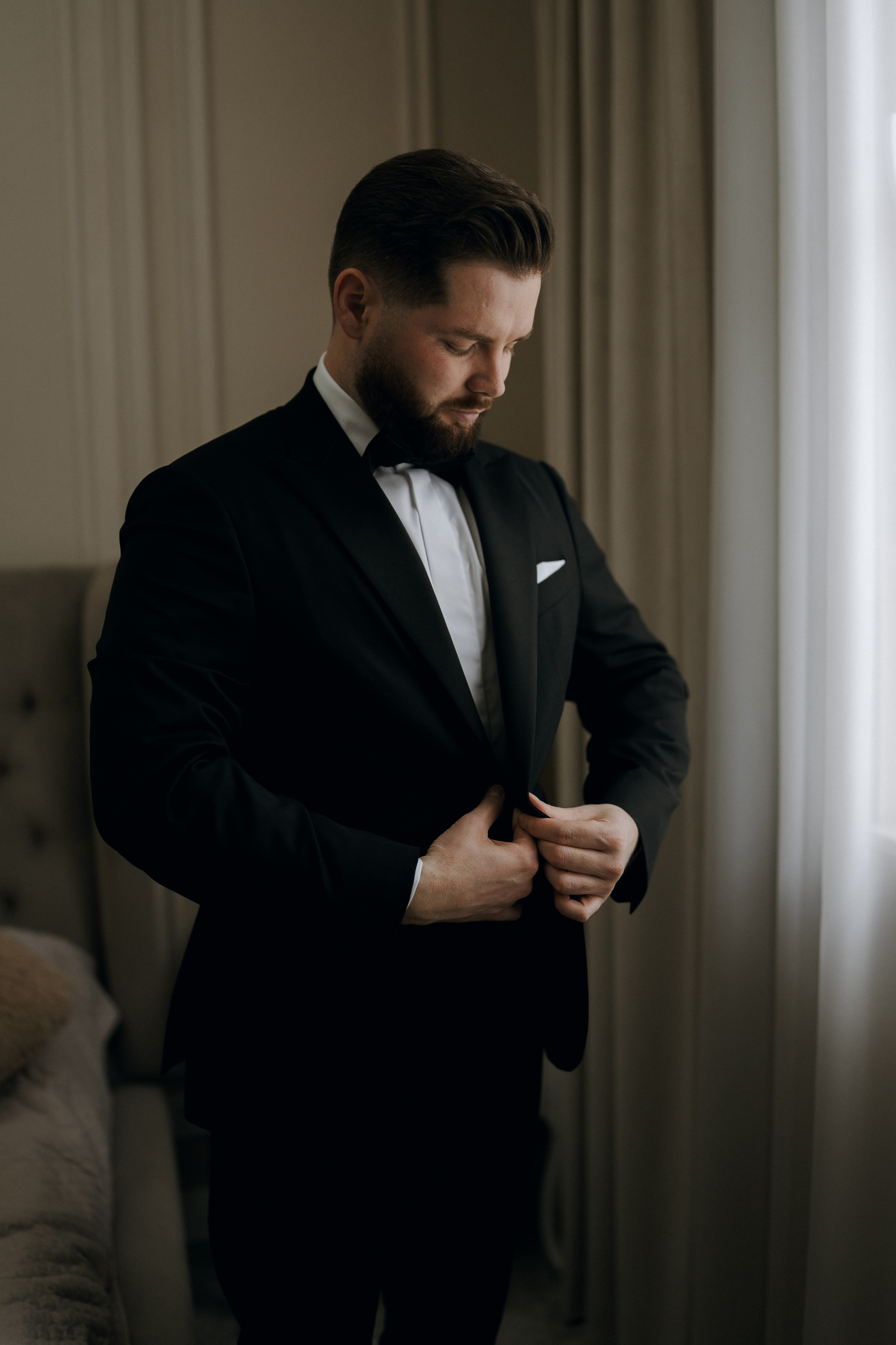 Luxury elegant wedding in Timisoara. Wedding photographer and videographer based in Timisoara, Romania