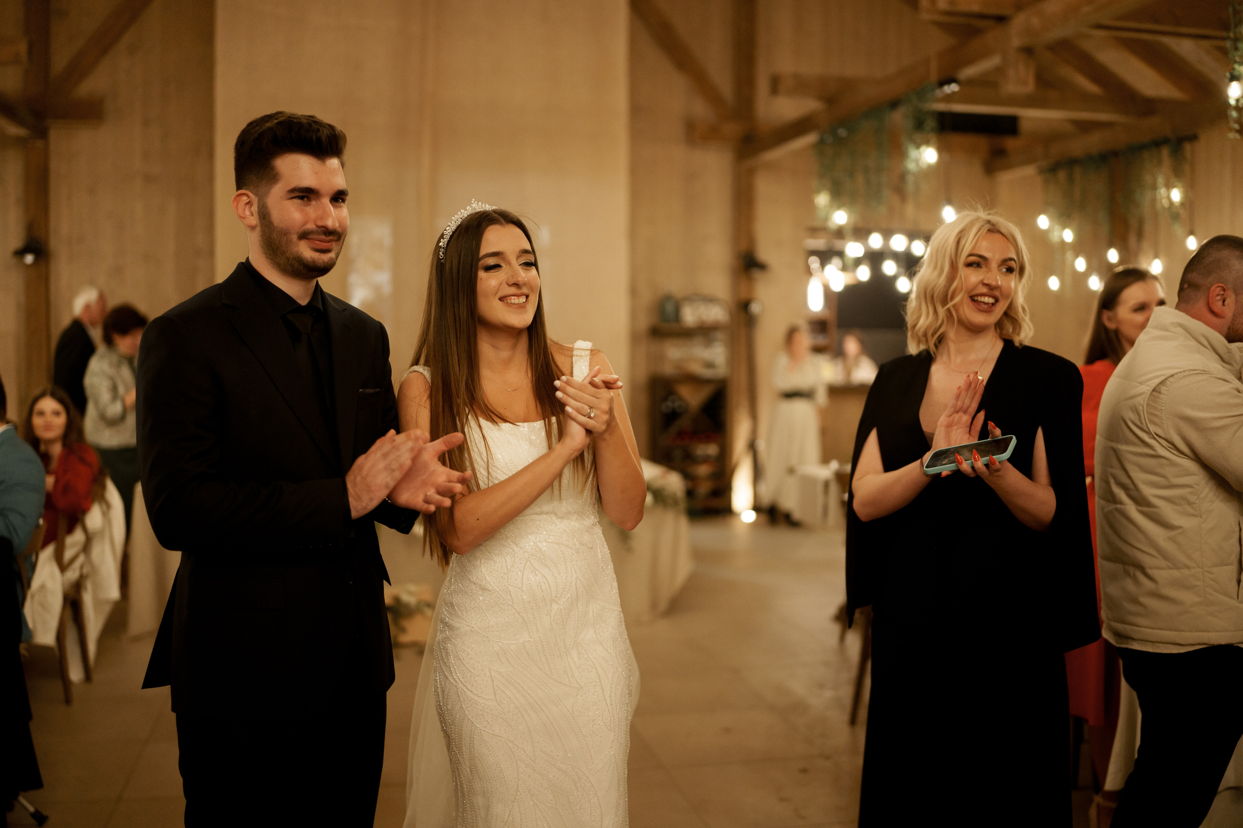 Wedding at Province 1965 Barn in Timisoara. Wedding photographer and videographer based in Timisoara, Romania