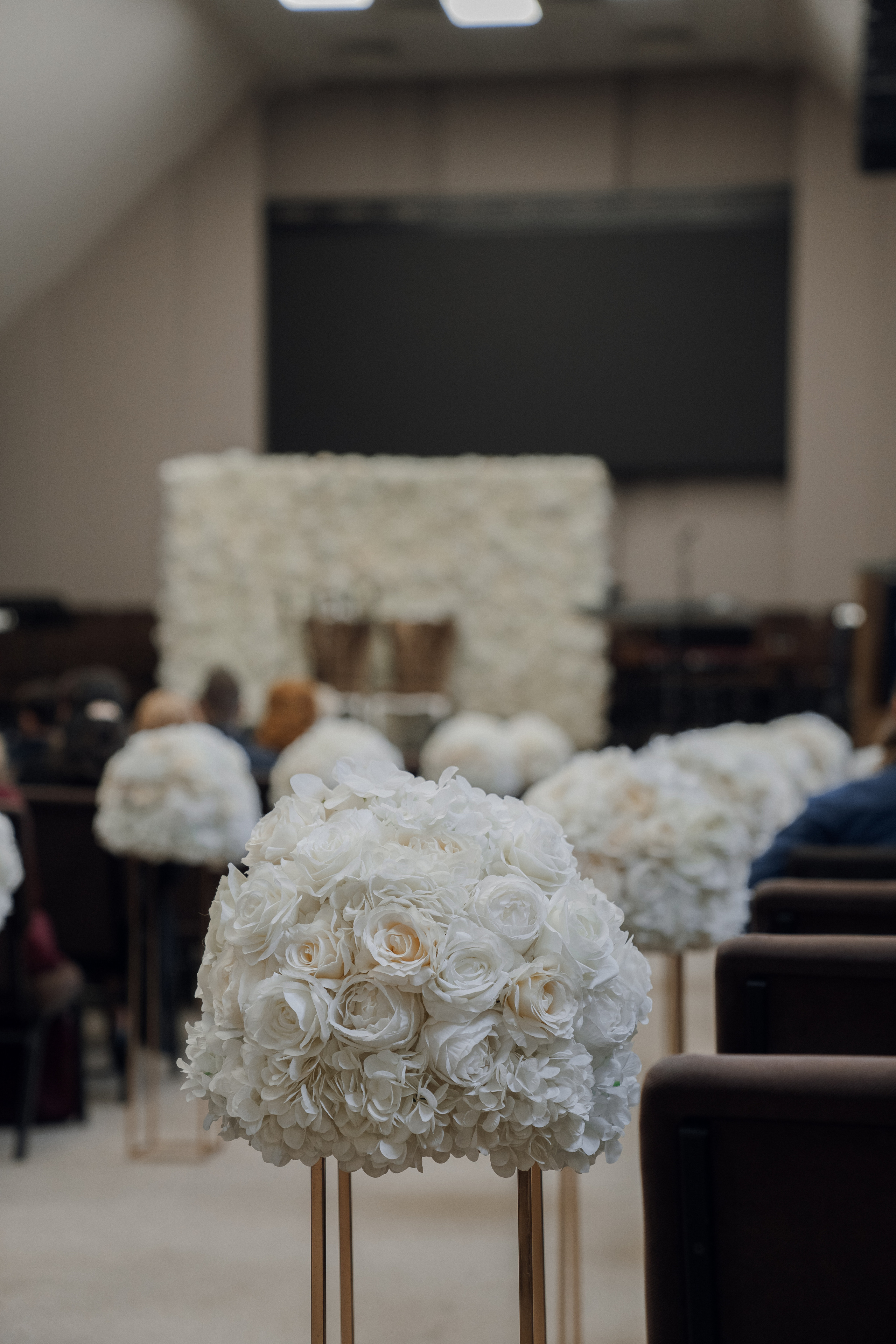 Luxury elegant wedding in Timisoara. Wedding photographer and videographer based in Timisoara, Romania