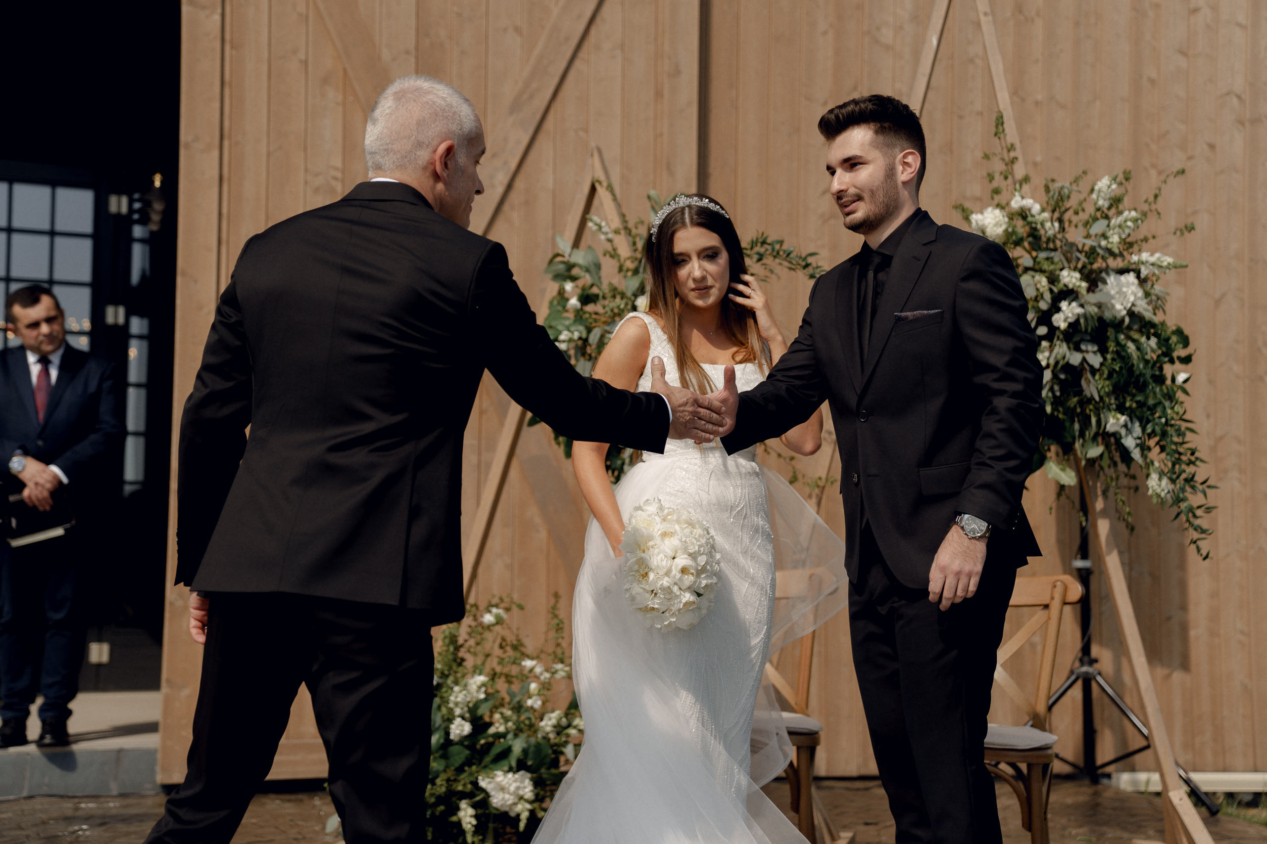 Wedding at Province 1965 Barn in Timisoara. Wedding photographer and videographer based in Timisoara, Romania