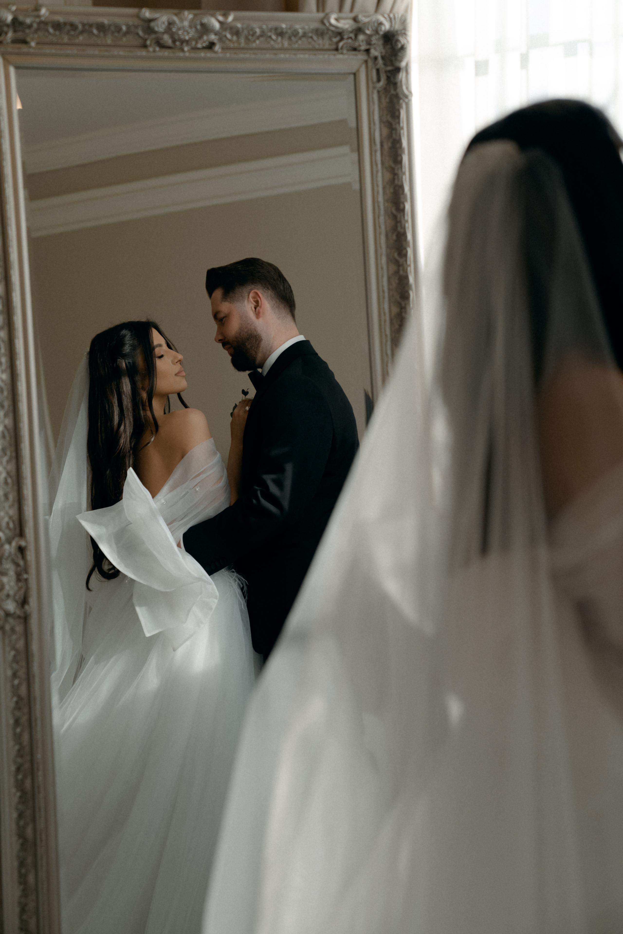 Luxury elegant wedding in Timisoara. Wedding photographer and videographer based in Timisoara, Romania