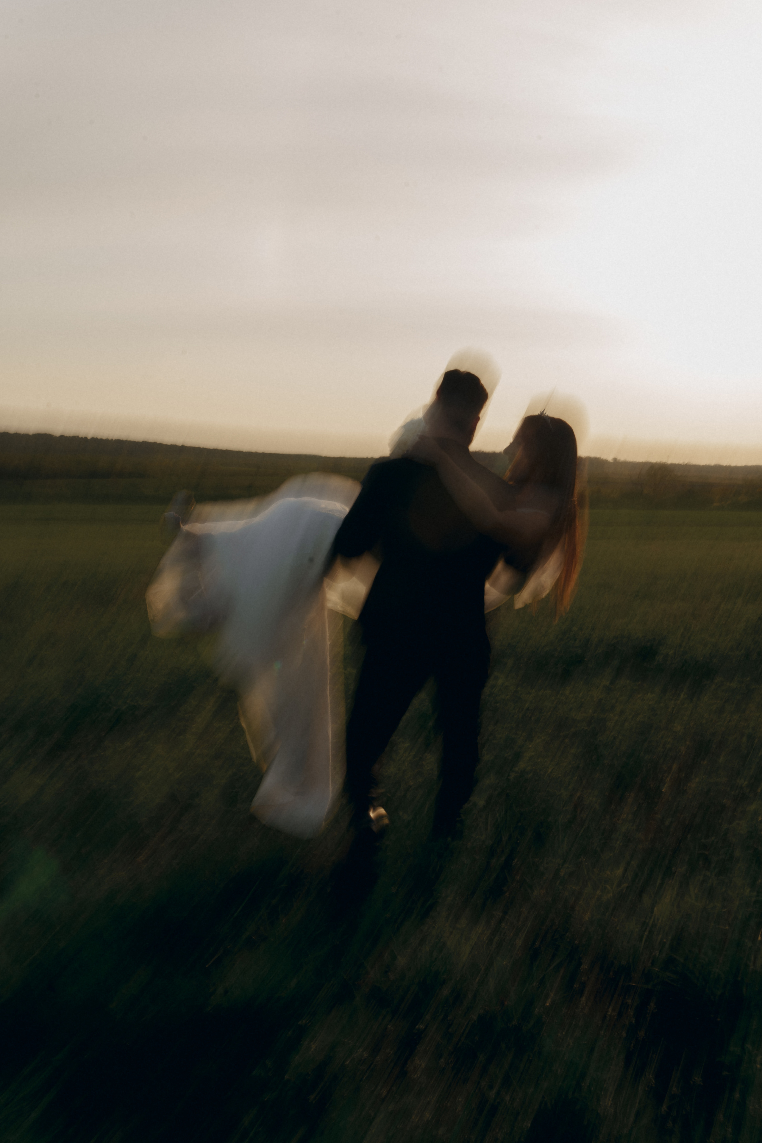 Wedding at Province 1965 Barn in Timisoara. Wedding photographer and videographer based in Timisoara, Romania