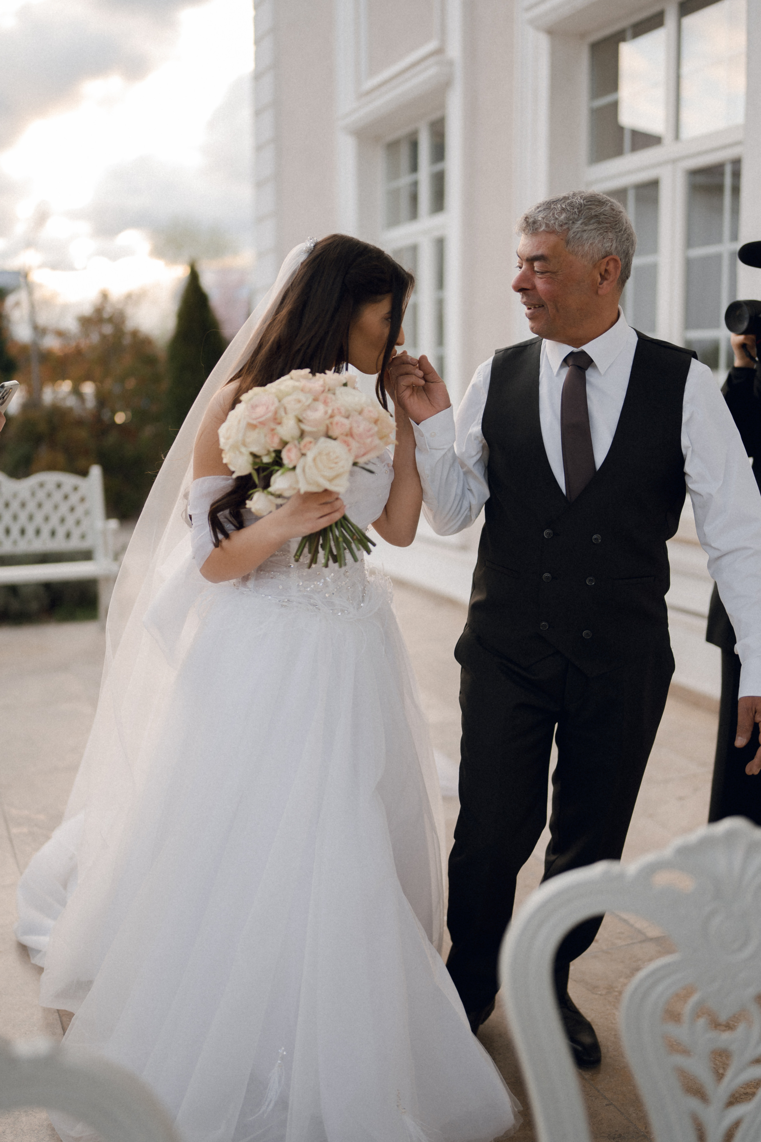 Luxury elegant wedding in Timisoara. Wedding photographer and videographer based in Timisoara, Romania