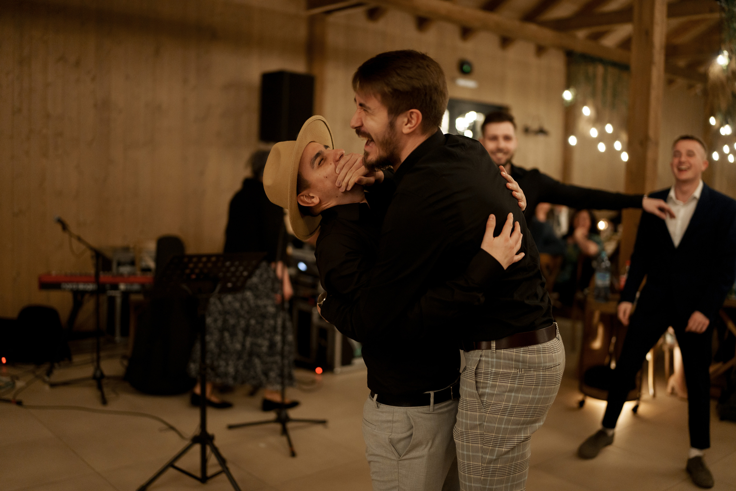 Wedding at Province 1965 Barn in Timisoara. Wedding photographer and videographer based in Timisoara, Romania
