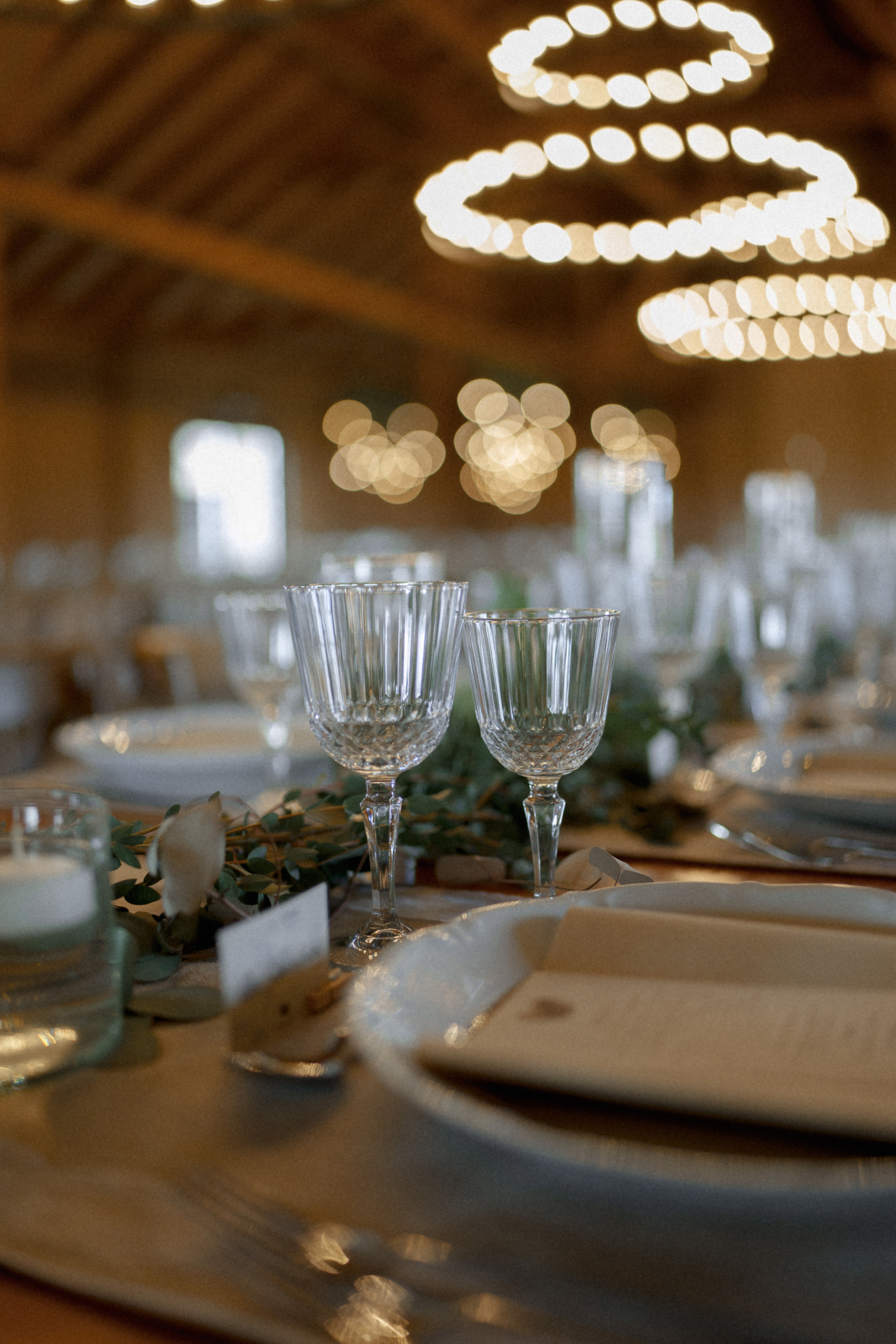 Wedding at Province 1965 Barn in Timisoara. Wedding photographer and videographer based in Timisoara, Romania