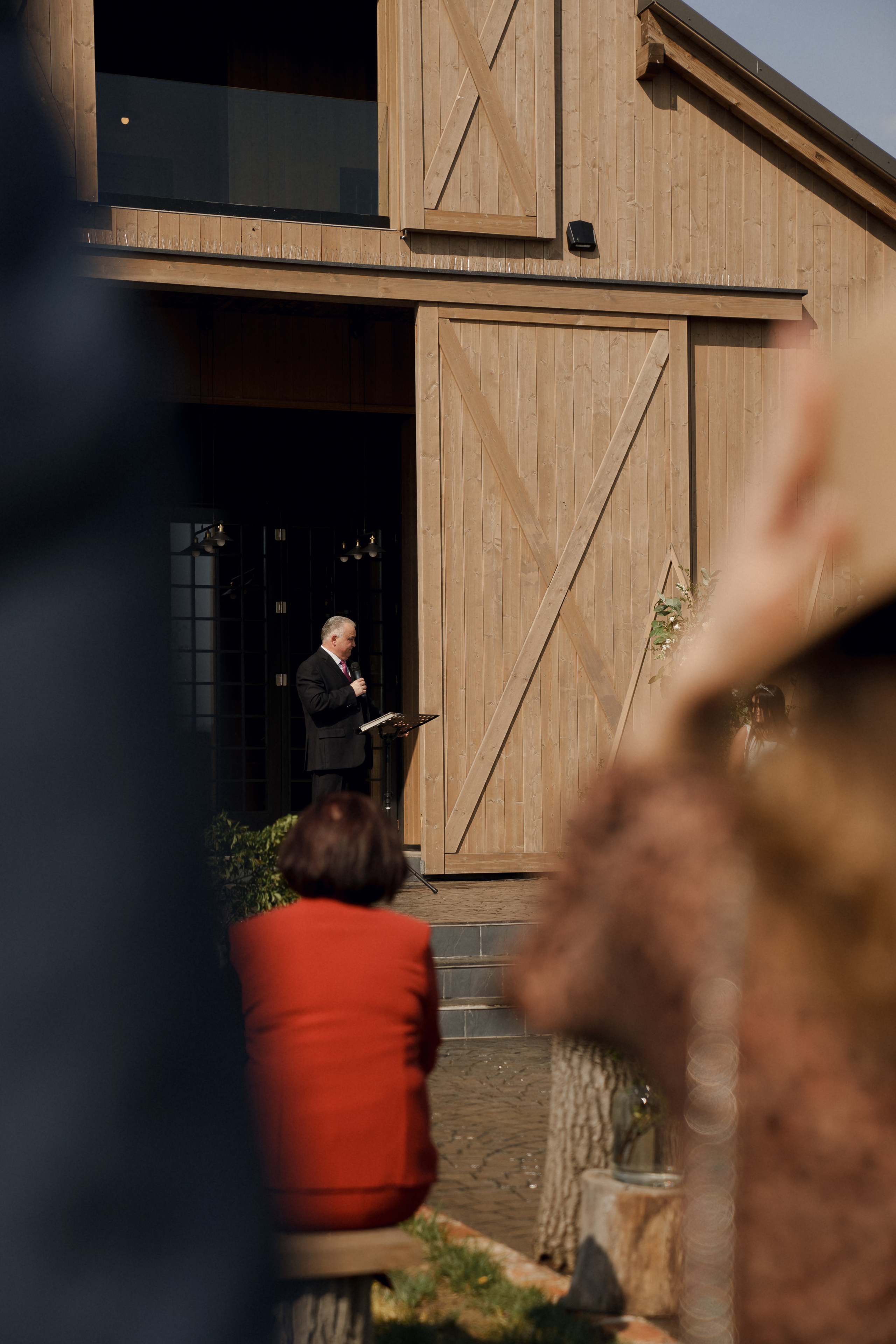 Wedding at Province 1965 Barn in Timisoara. Wedding photographer and videographer based in Timisoara, Romania