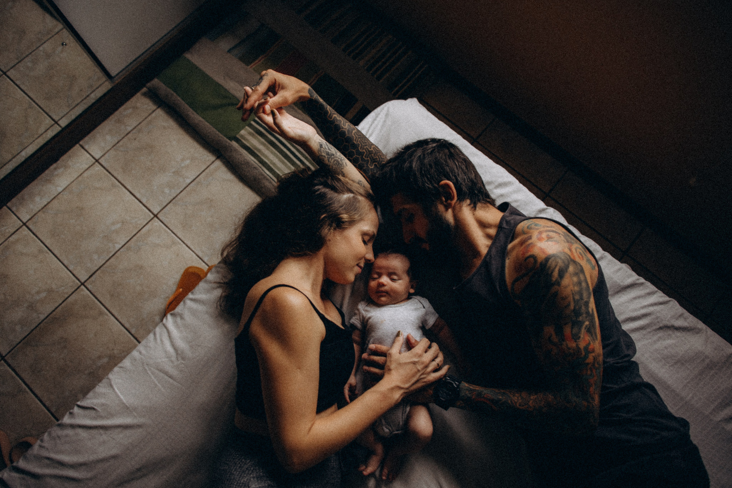 Luca’s 1 month. Fotografa documental de familia e nascimento em Florianópolis SC Daria Ermolaev