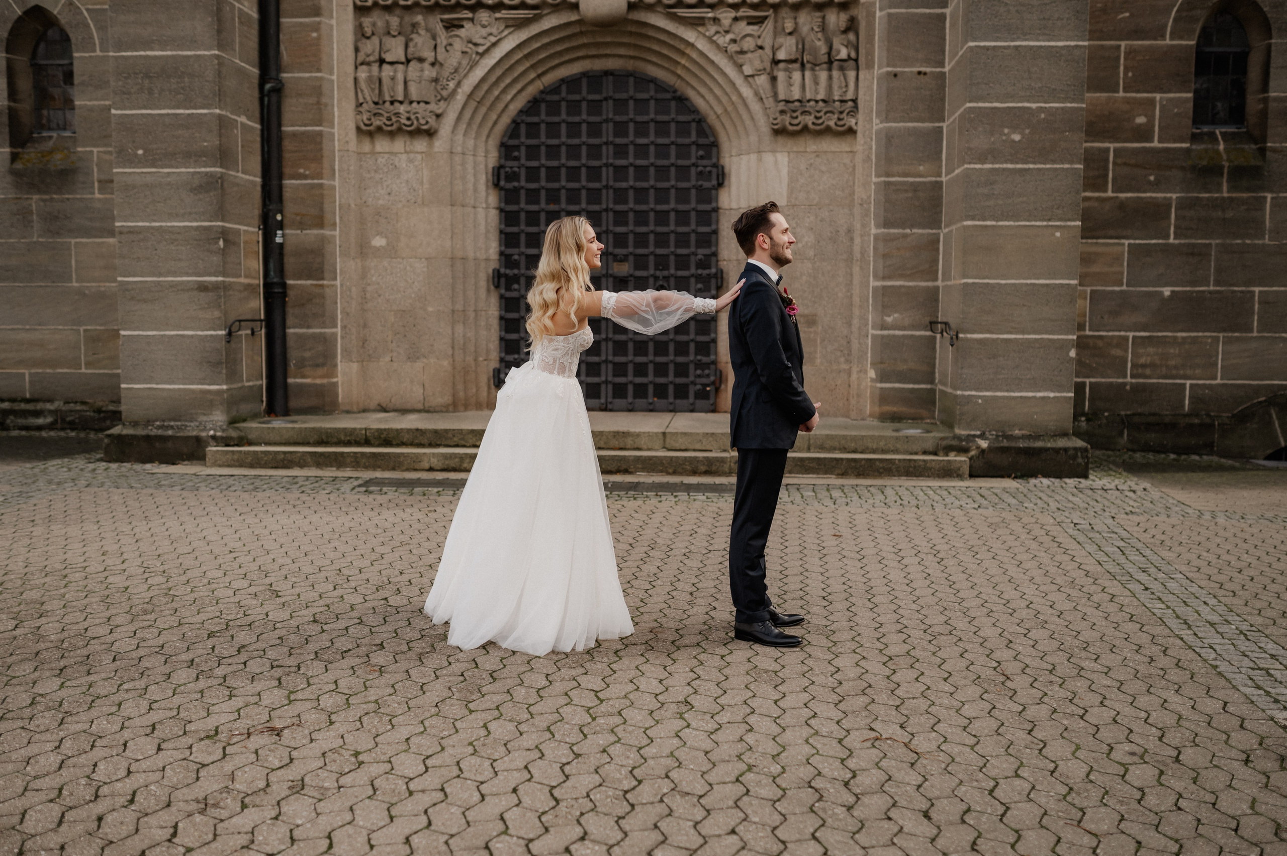 WINTER WEDDING IN NEUENDETTELSAU. Fotografin Ansbach - Paare | Hochzeit | After Wedding