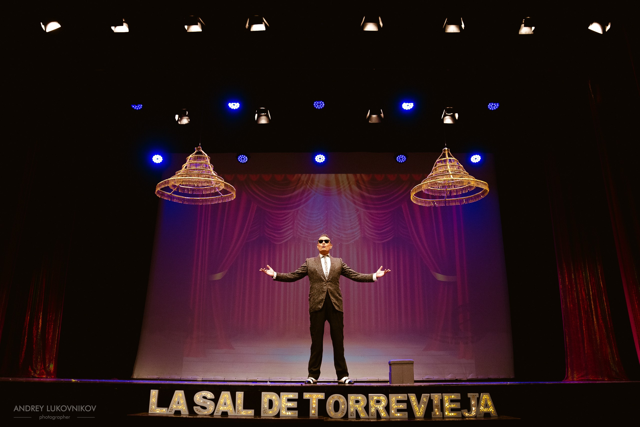 Reportaje fotográfico y rodaje entre bastidores del concierto de La Sal de Torrevieja en España