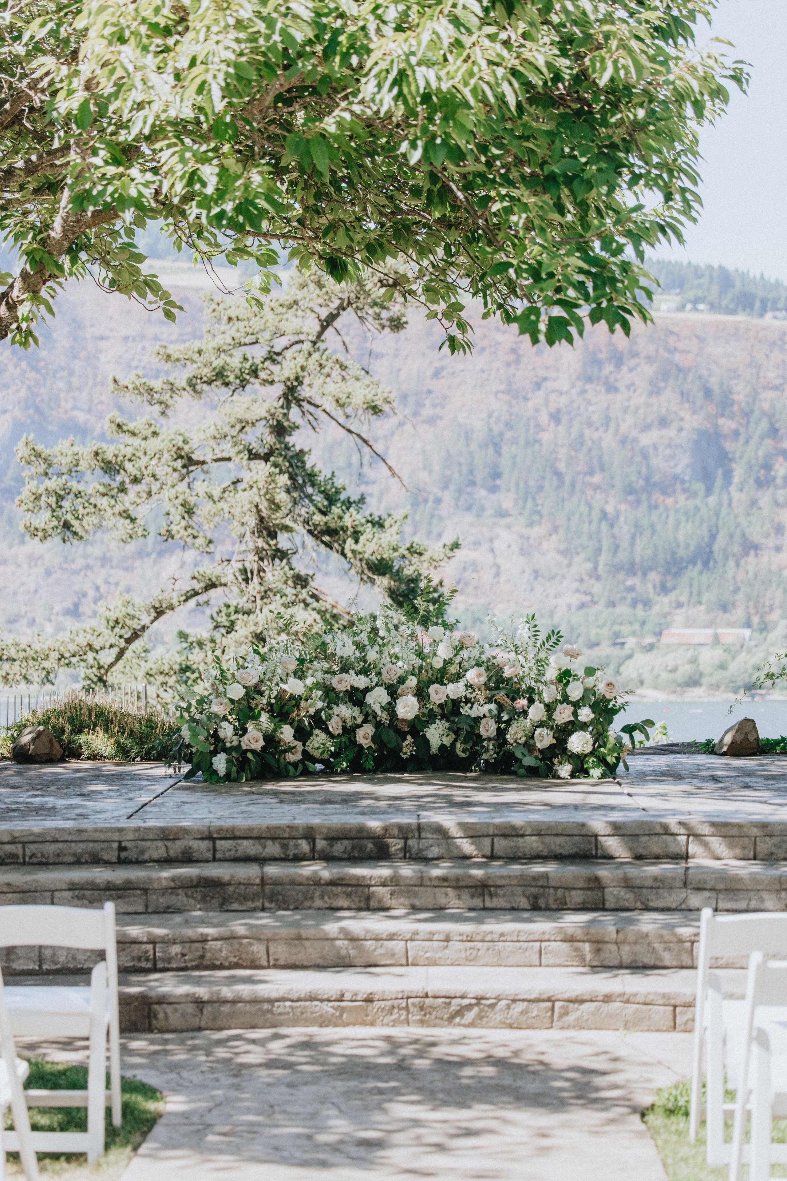 Brook & Richard's Wedding in Portland Oregon| Captured by Georgy Shishkin, Professional Wedding Photographer Seattle, Bend & Oregon Coast. Capturing Love in the Heart of the Pacific Northwes