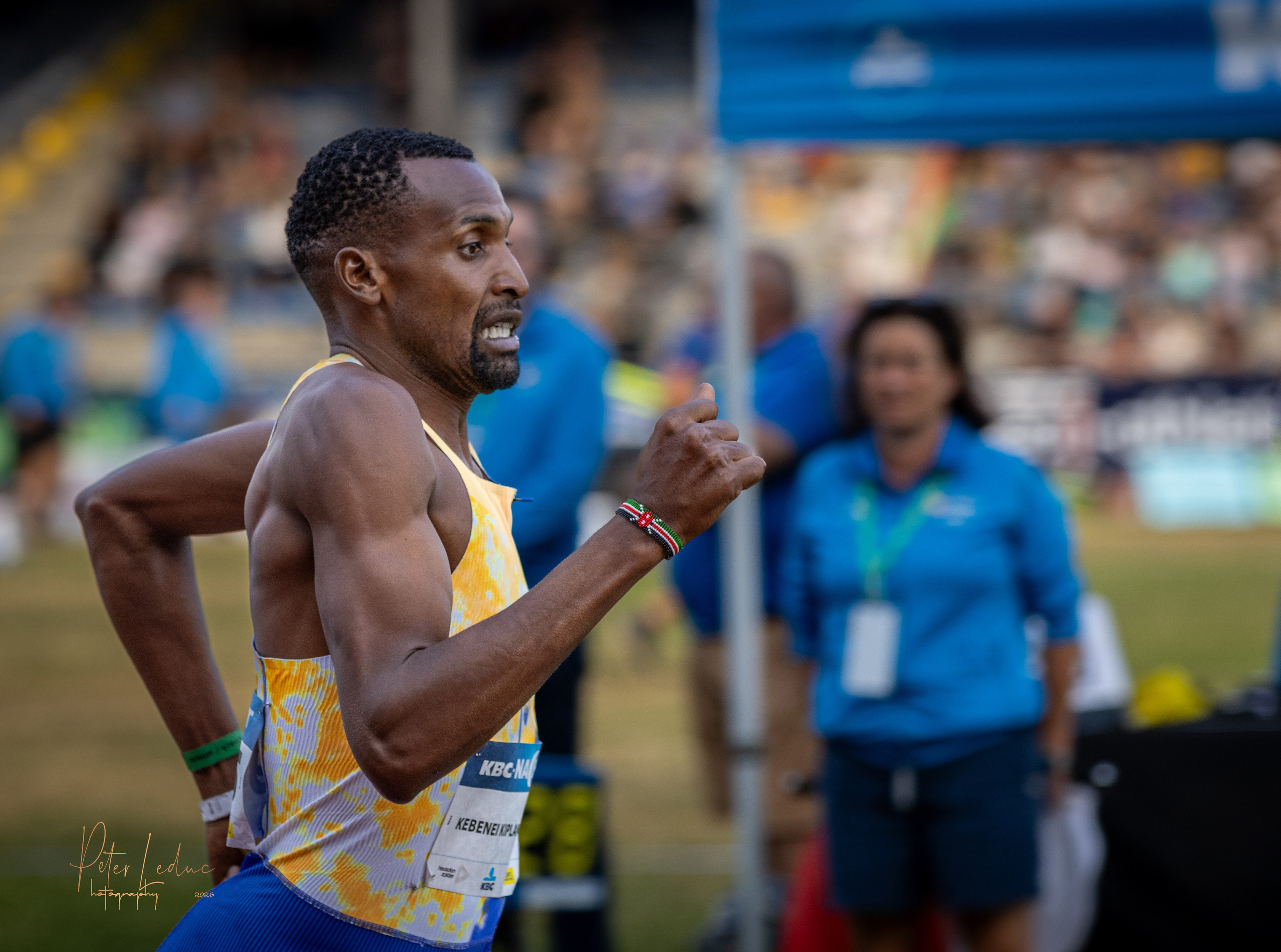 Nacht van de Atletiek. Peter Leduc is een passionele hobbyfotograaf uit België, gespecialiseerd in creatieve fotografie, visuele verhalen en unieke fotoprojecten
