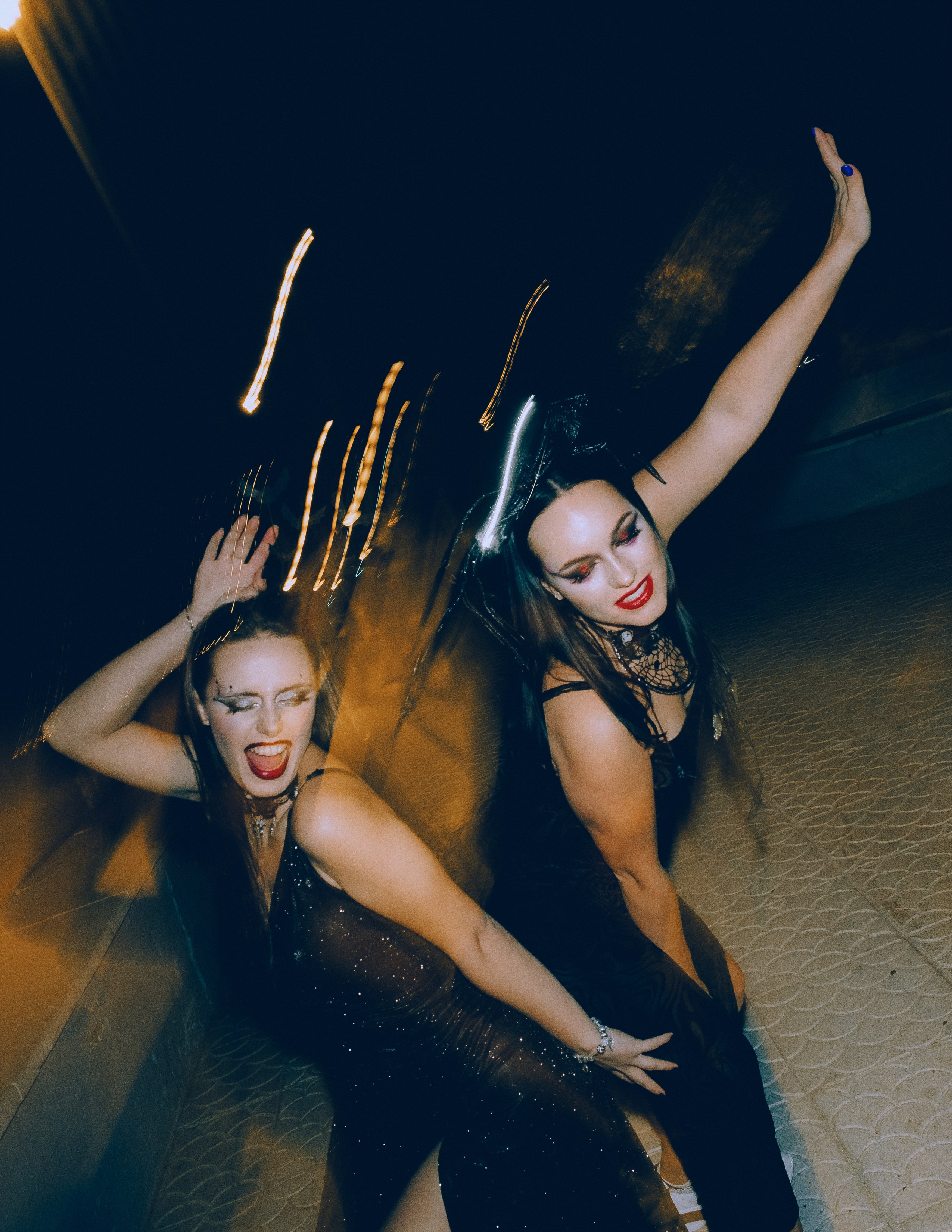 Мистическая Halloween-фотосессия на пляже: фотограф Аликанте и Торревьеха для креативных съемок — Андрей Луковников