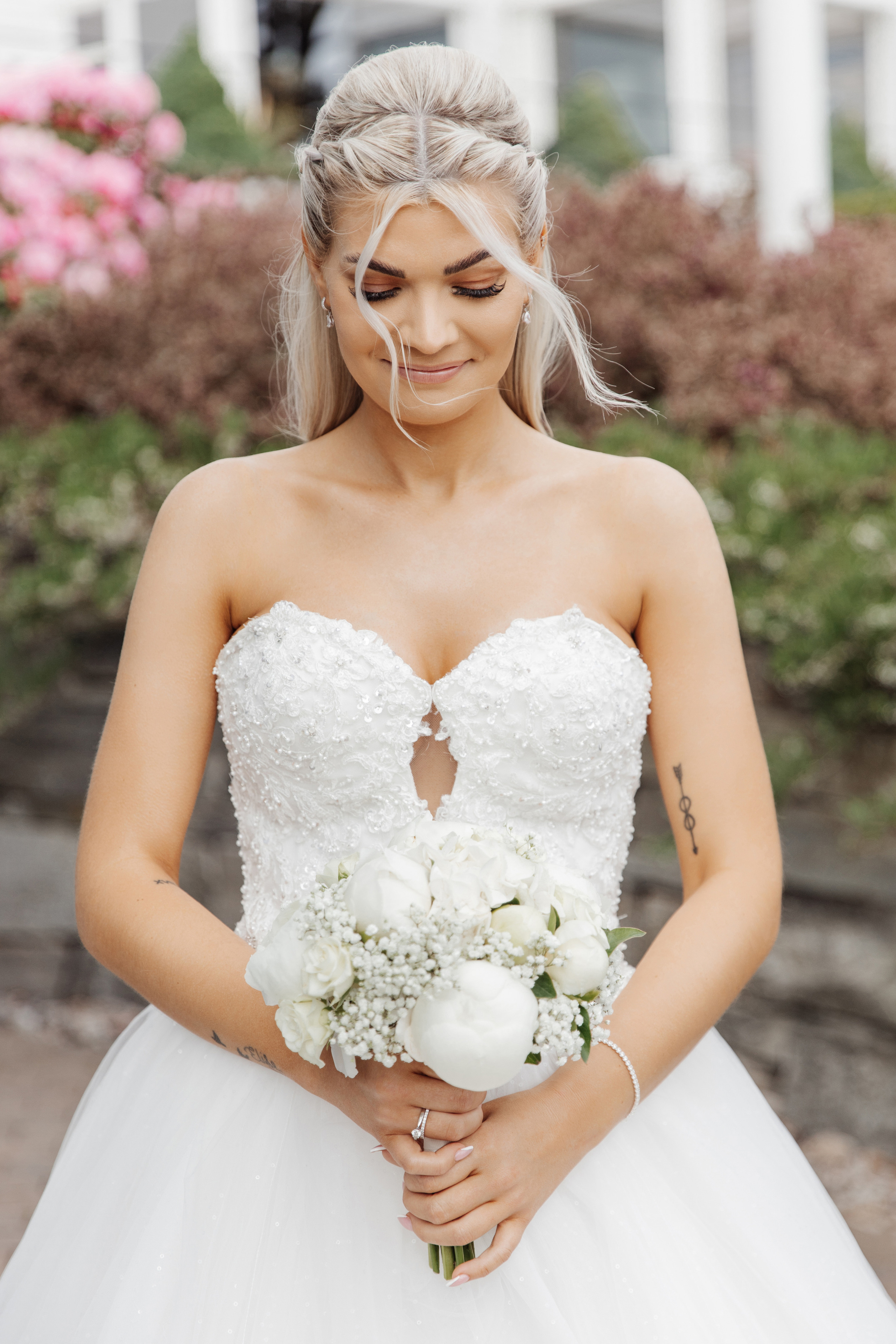 Wedding photographer in Tallinn. Wedding Photographer in Marbella, Como, Tuscany, Cannes