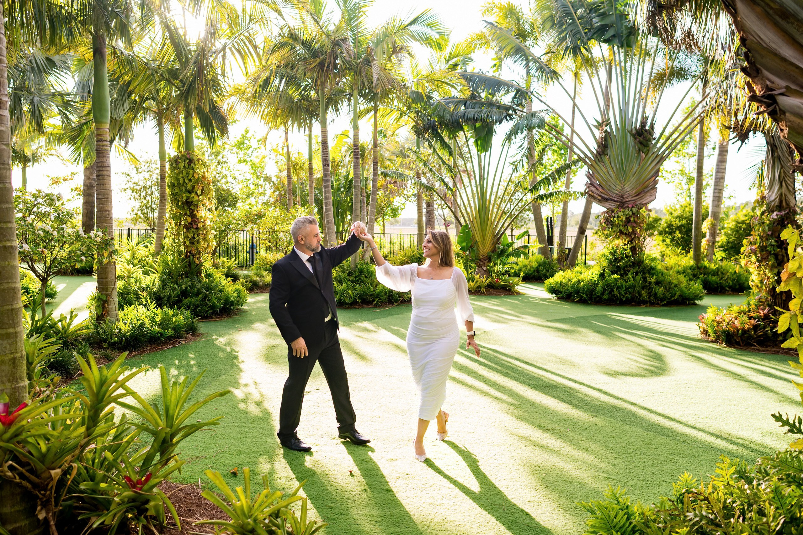 A Dance of Light and Love in Lake Nona, Orlando/FL. Wedding photographer in Orlando, Boston & New York Anderson Marques