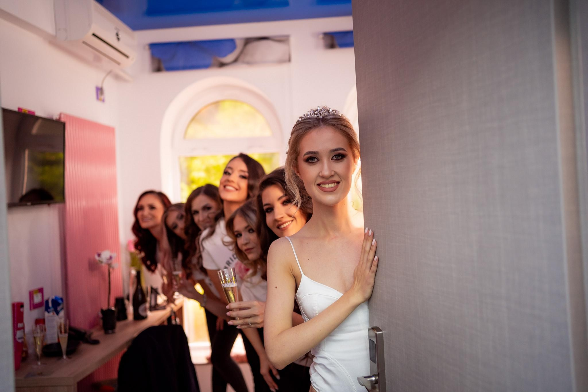 Sedinta foto cu fetele in ziua nuntii