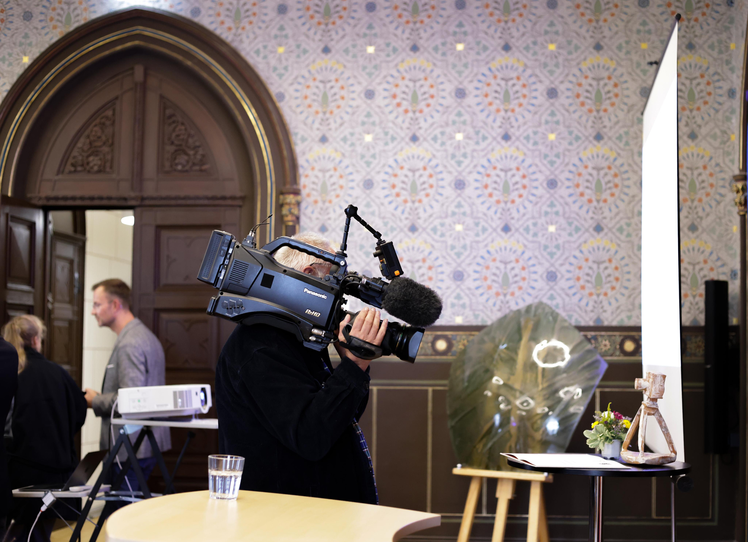 ERIC VAZZOLER. Natalia Bogdanovska. Films et photographie corporate en France