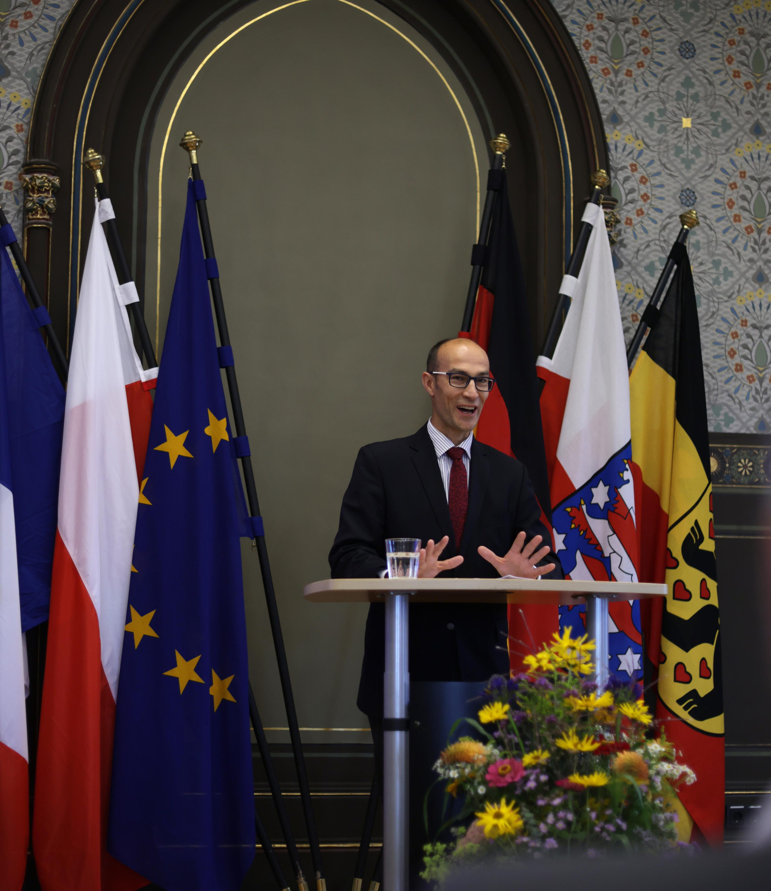 ERIC VAZZOLER. Natalia Bogdanovska. Films et photographie corporate en France