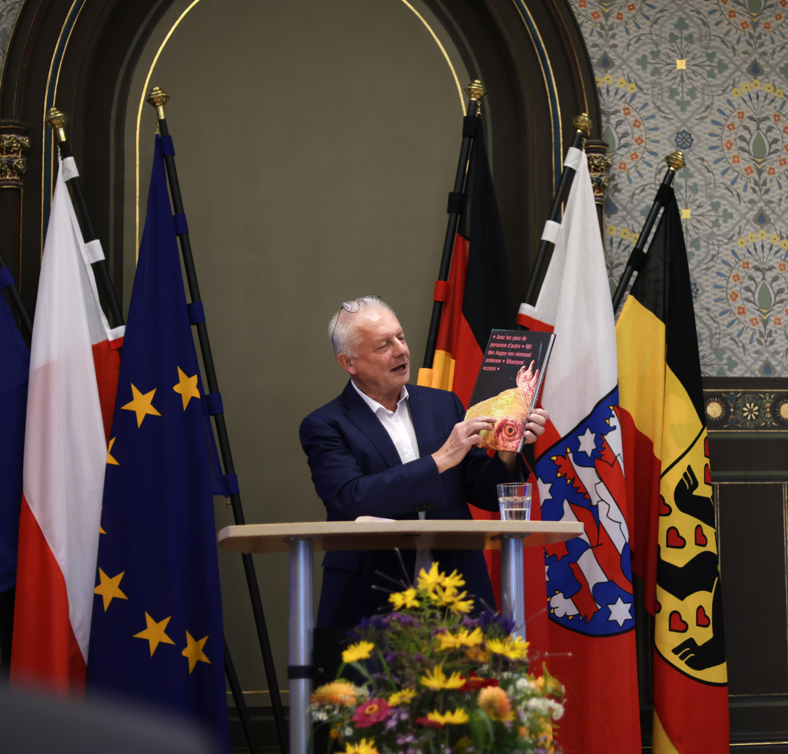 ERIC VAZZOLER. Natalia Bogdanovska. Films et photographie corporate en France