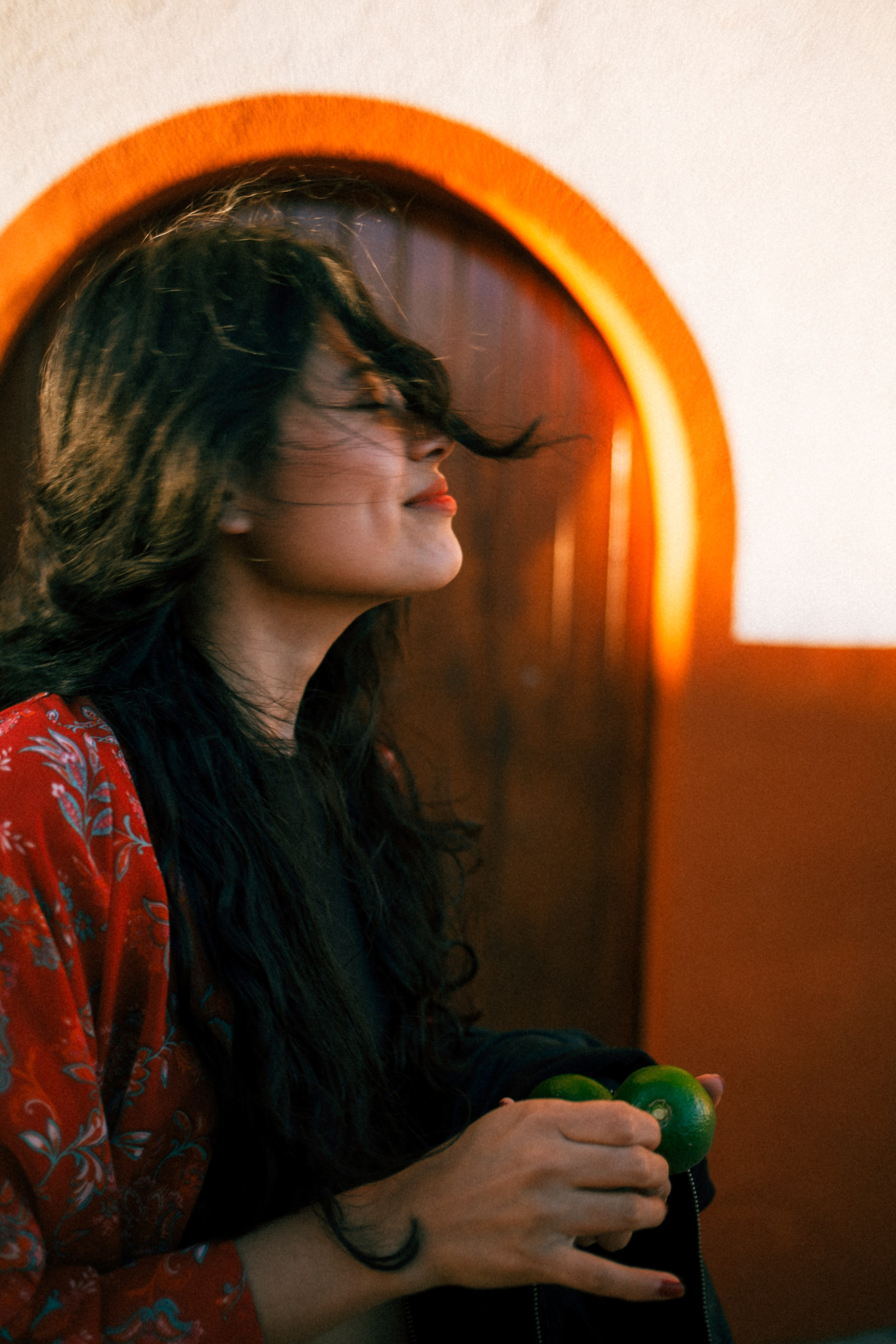 Portrait of a beautiful woman in beautiful ligh