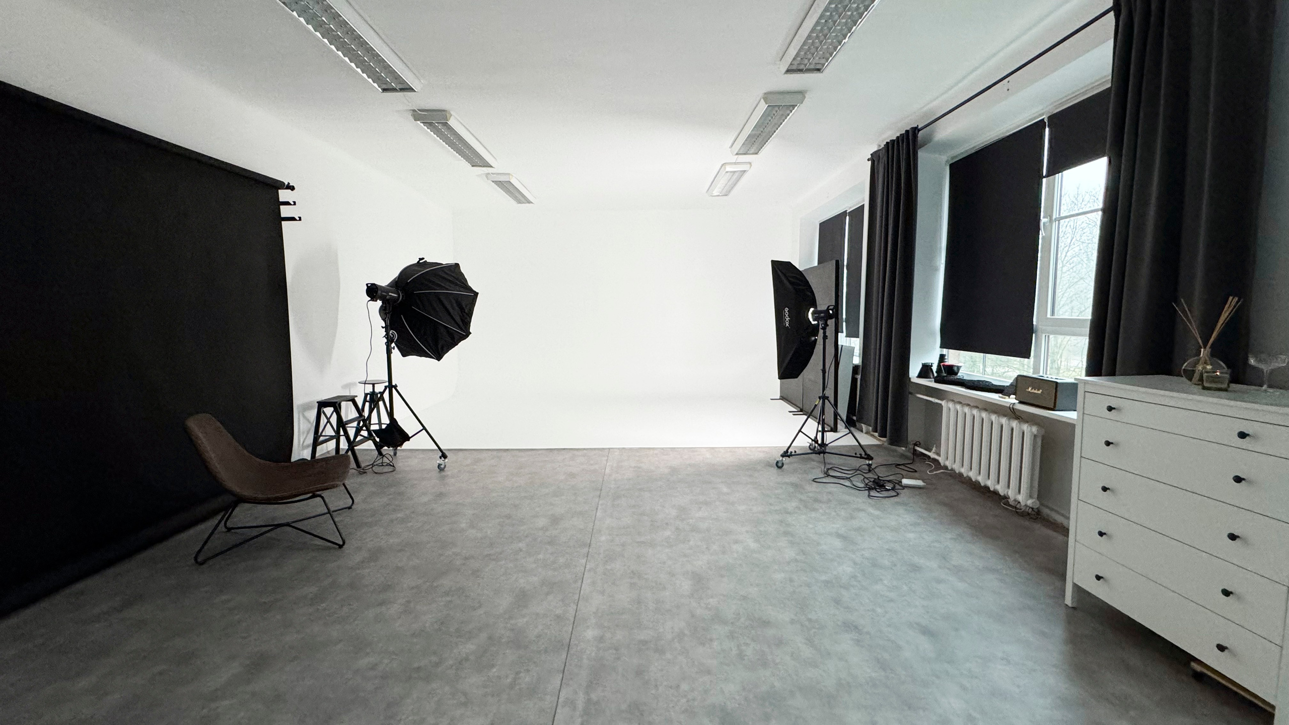 IPhone 16 Pro Max video filmēšanai. Video shooting and creating with phone, iPhone Video School