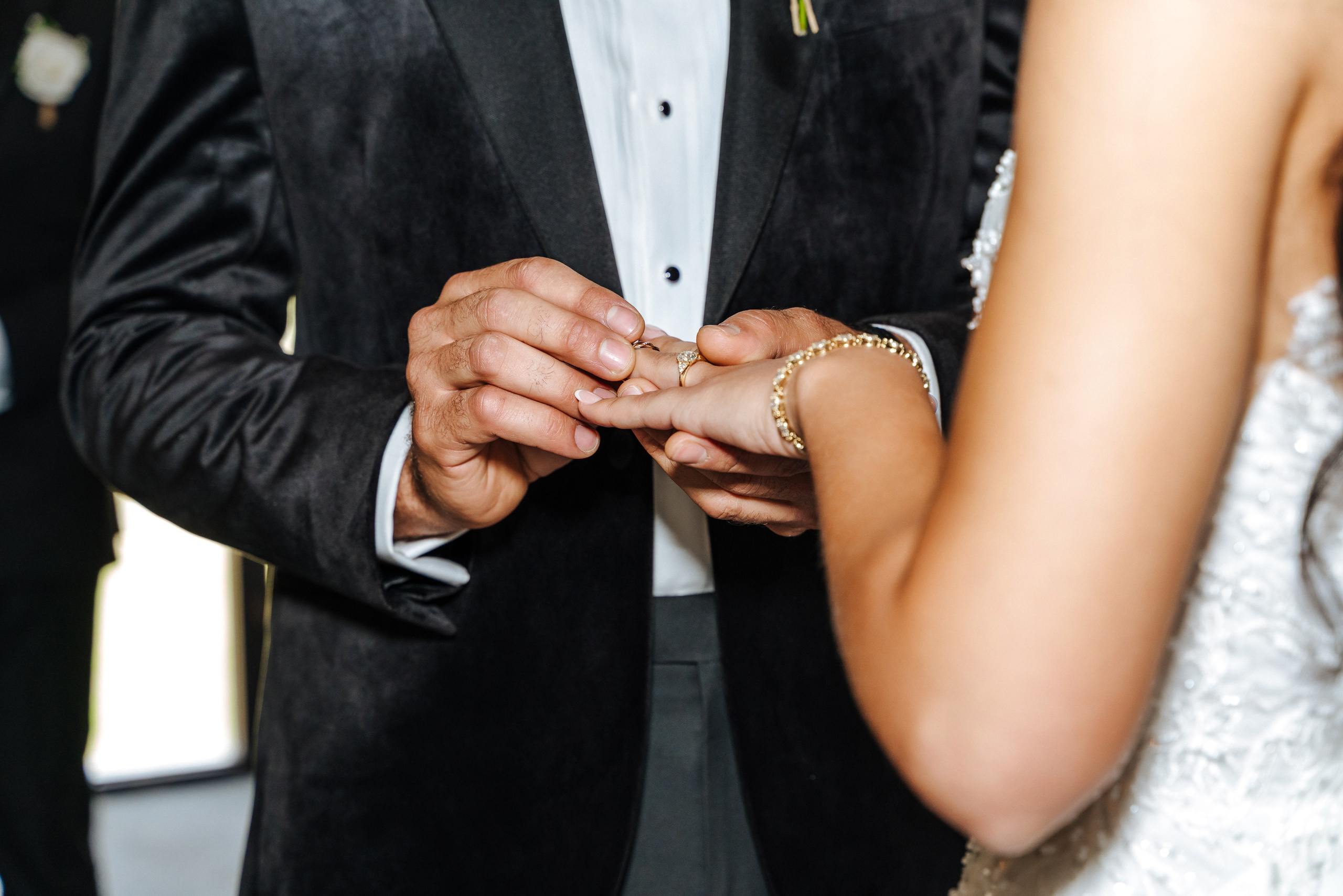 Wedding at Essendon Country Club. Photographer in England Ekaterina Romanova