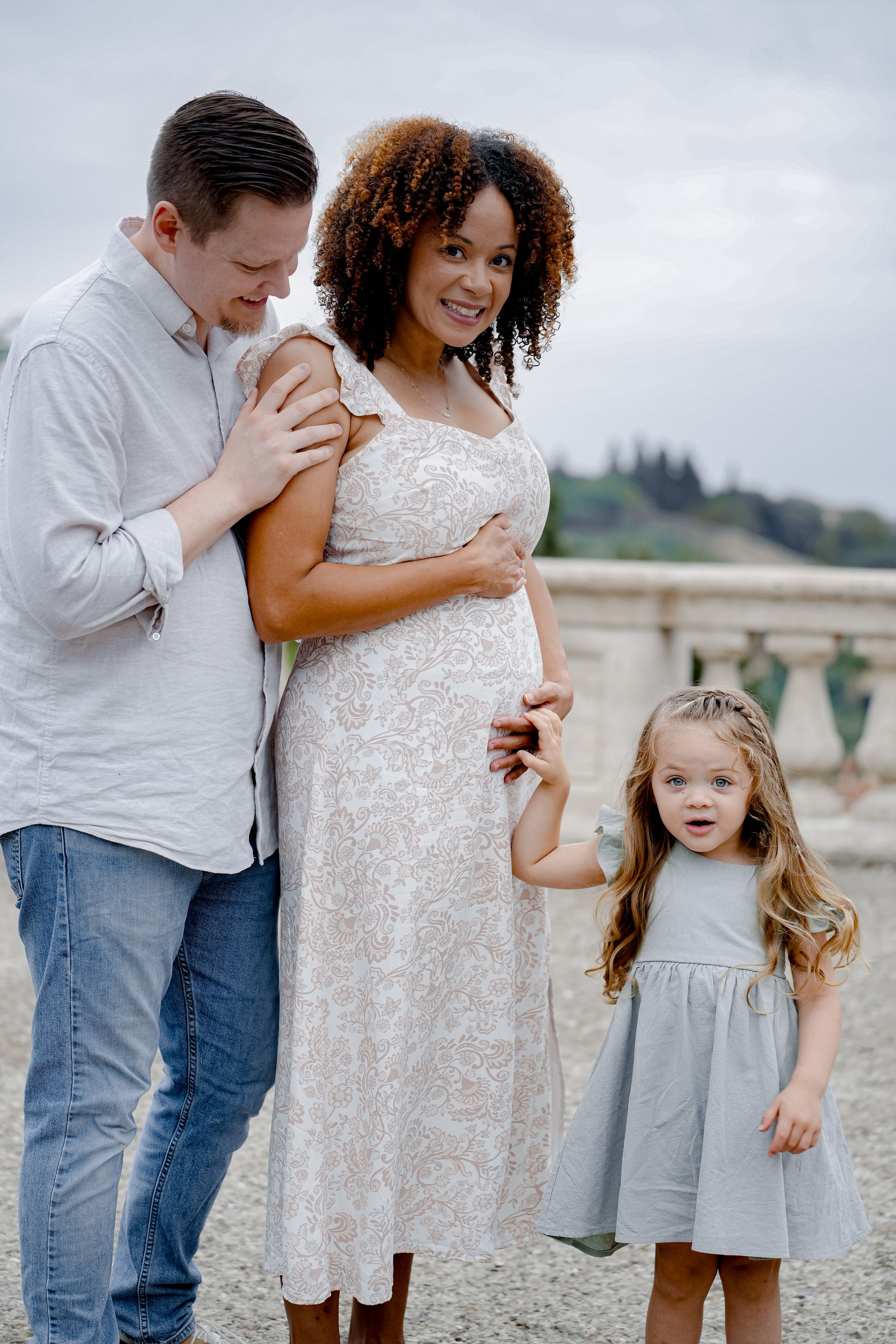 Family Photoshoot. Wedding Photographer in Italy