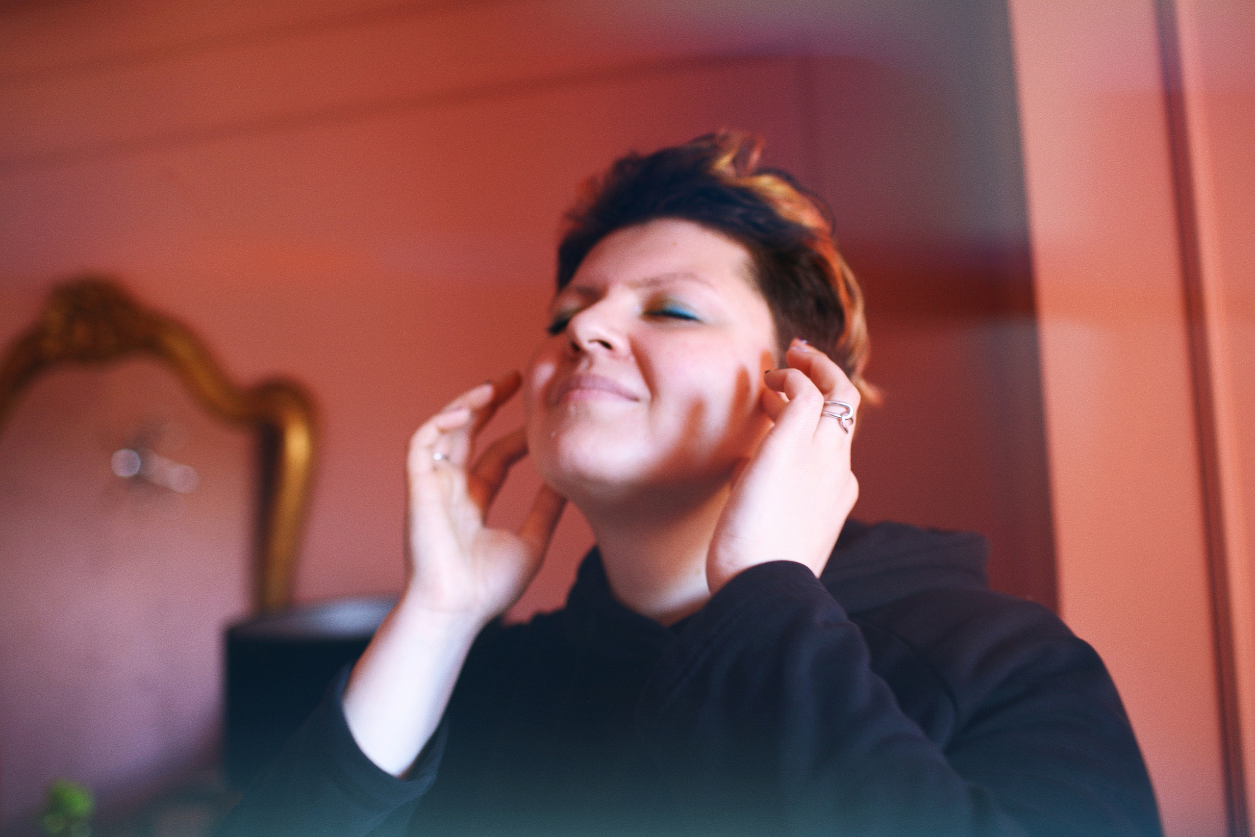 Fatima Rolling Up. Victoria Dini. Art photography in London / Folkestone, UK