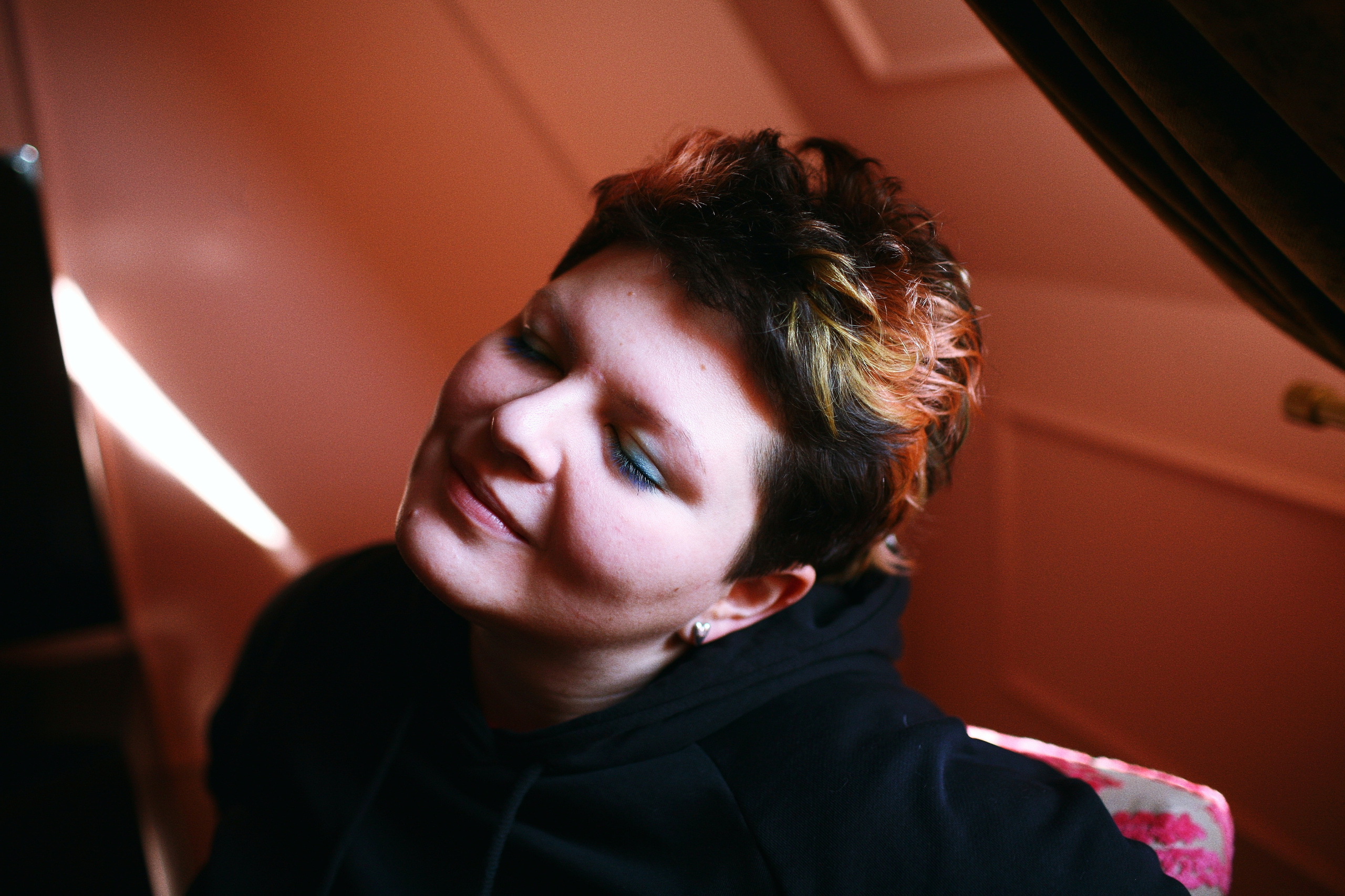 Fatima Rolling Up. Victoria Dini. Art photography in London / Folkestone, UK