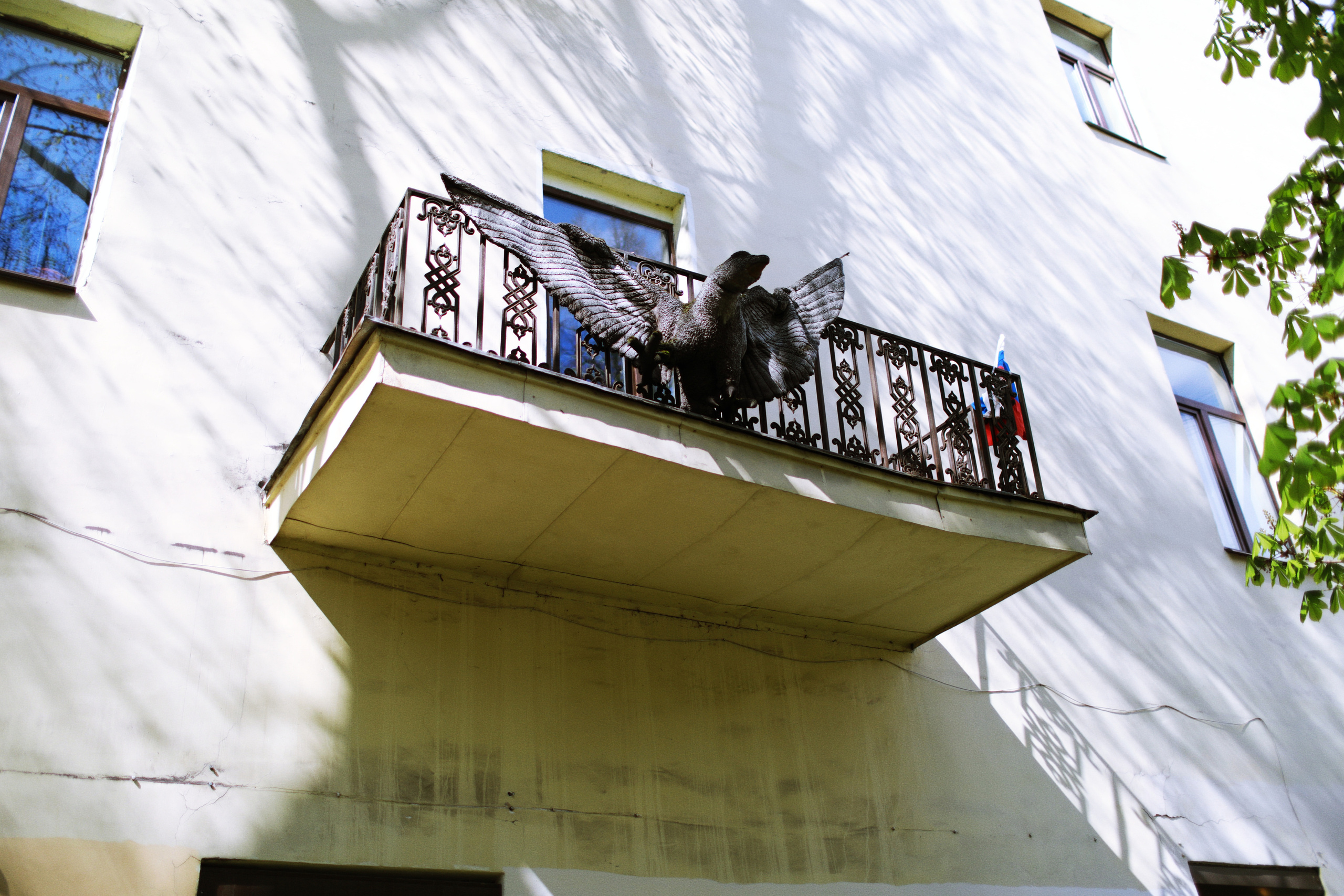 Milka Piter Finding out. Victoria Dini. Art photography in London / Folkestone, UK