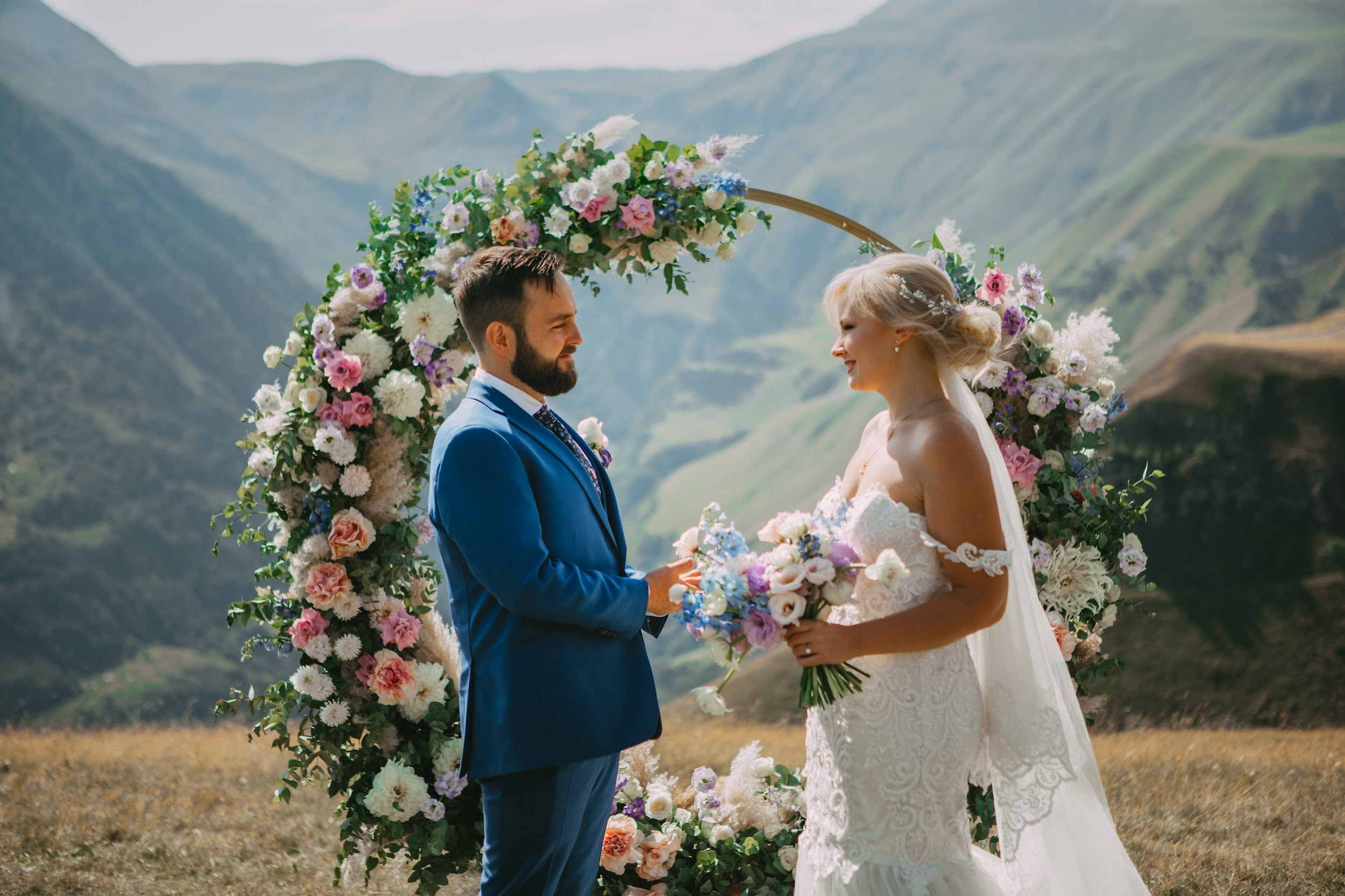 3 формата регистрации брака в Грузии: Какие свадебные церемонии бывают. Арт Ивент Студио — Самое рейтинговое свадебное агентство в Грузии