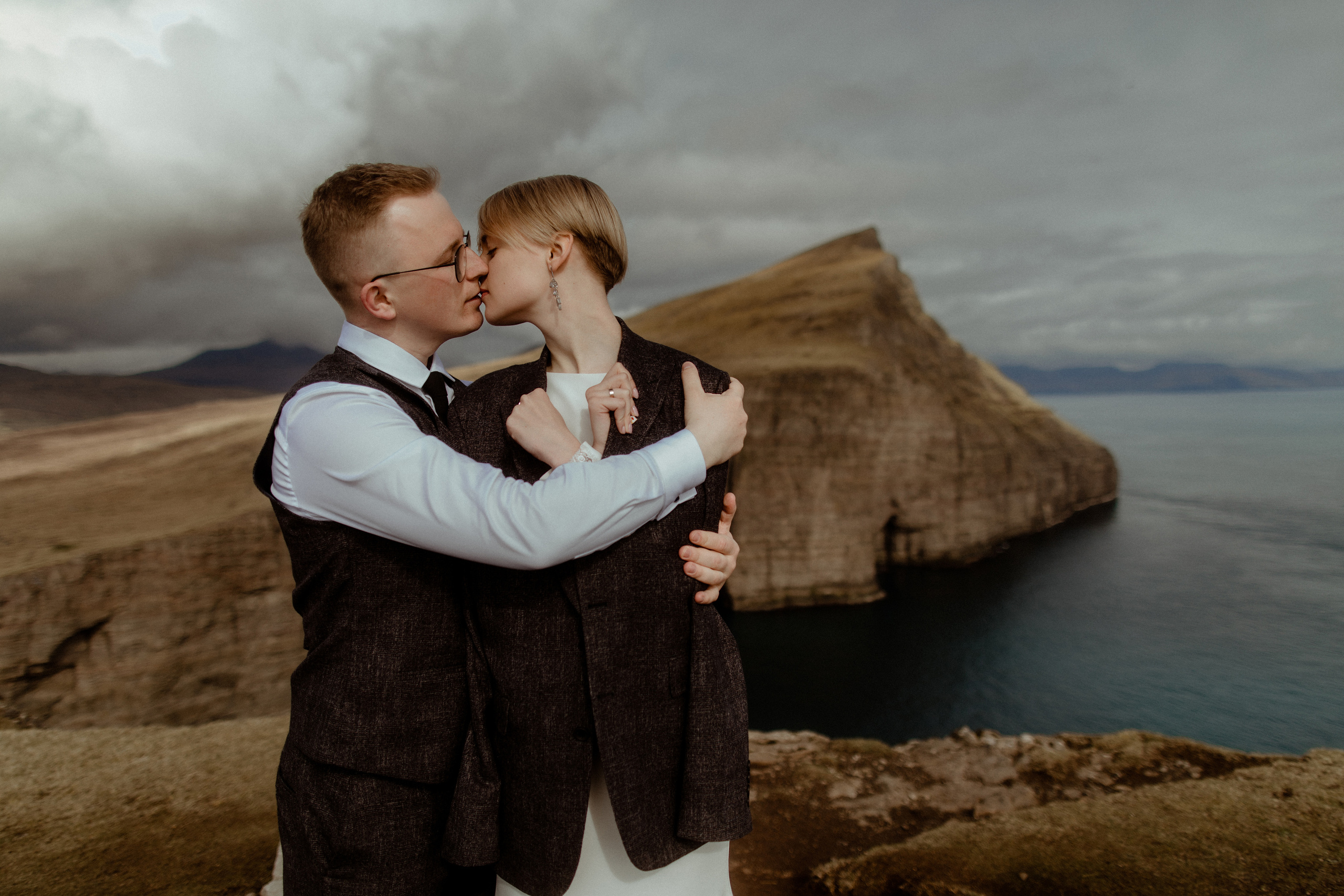 Elopement at Faroe islands. Iceland elopement photographer & videographer