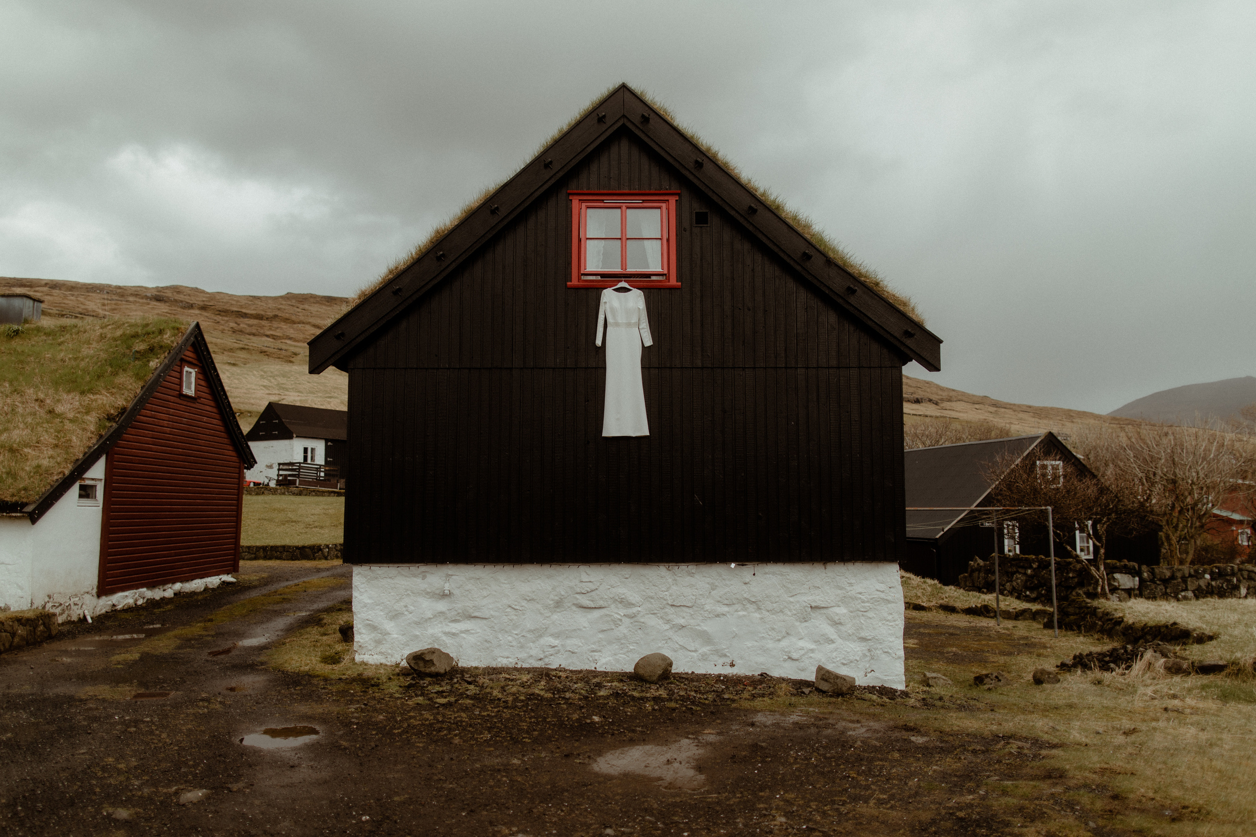 Elopement at Faroe islands. Iceland elopement photographer & videographer