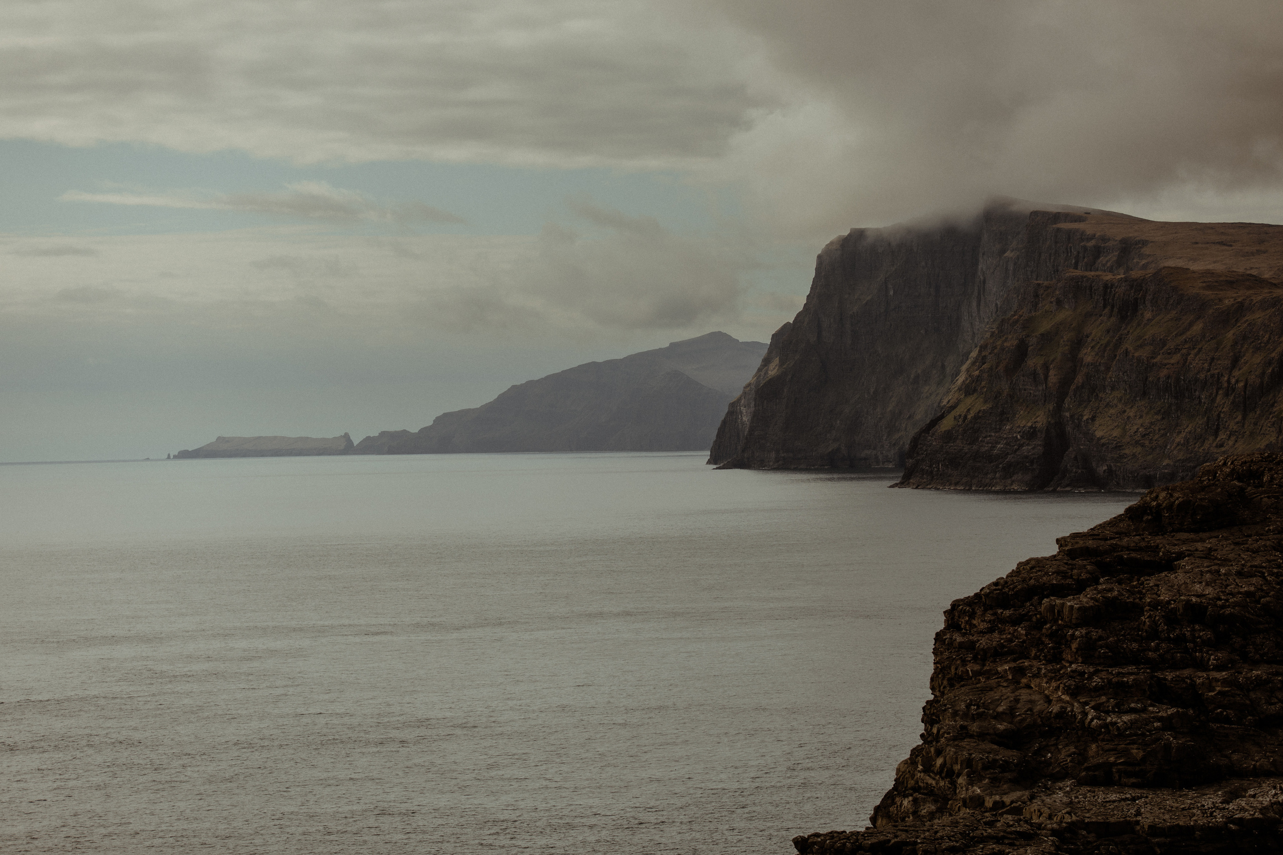 Elopement at Faroe islands. Iceland elopement photographer & videographer