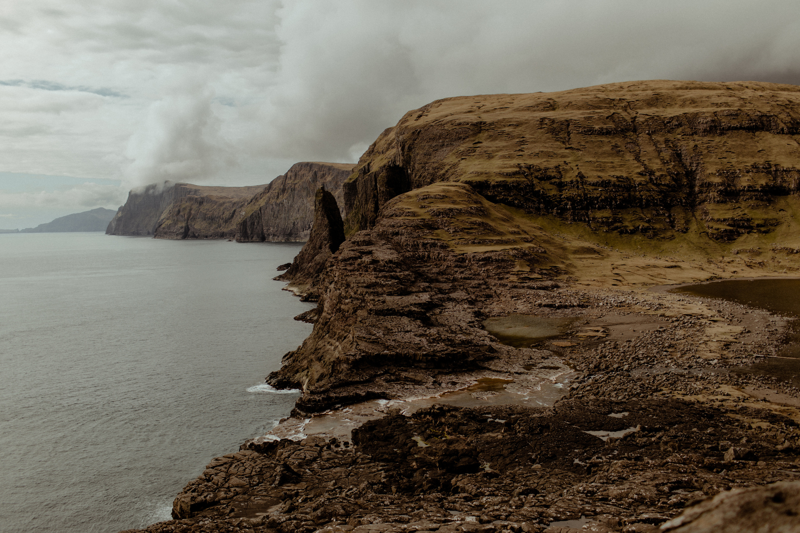 Elopement at Faroe islands. Iceland elopement photographer & videographer