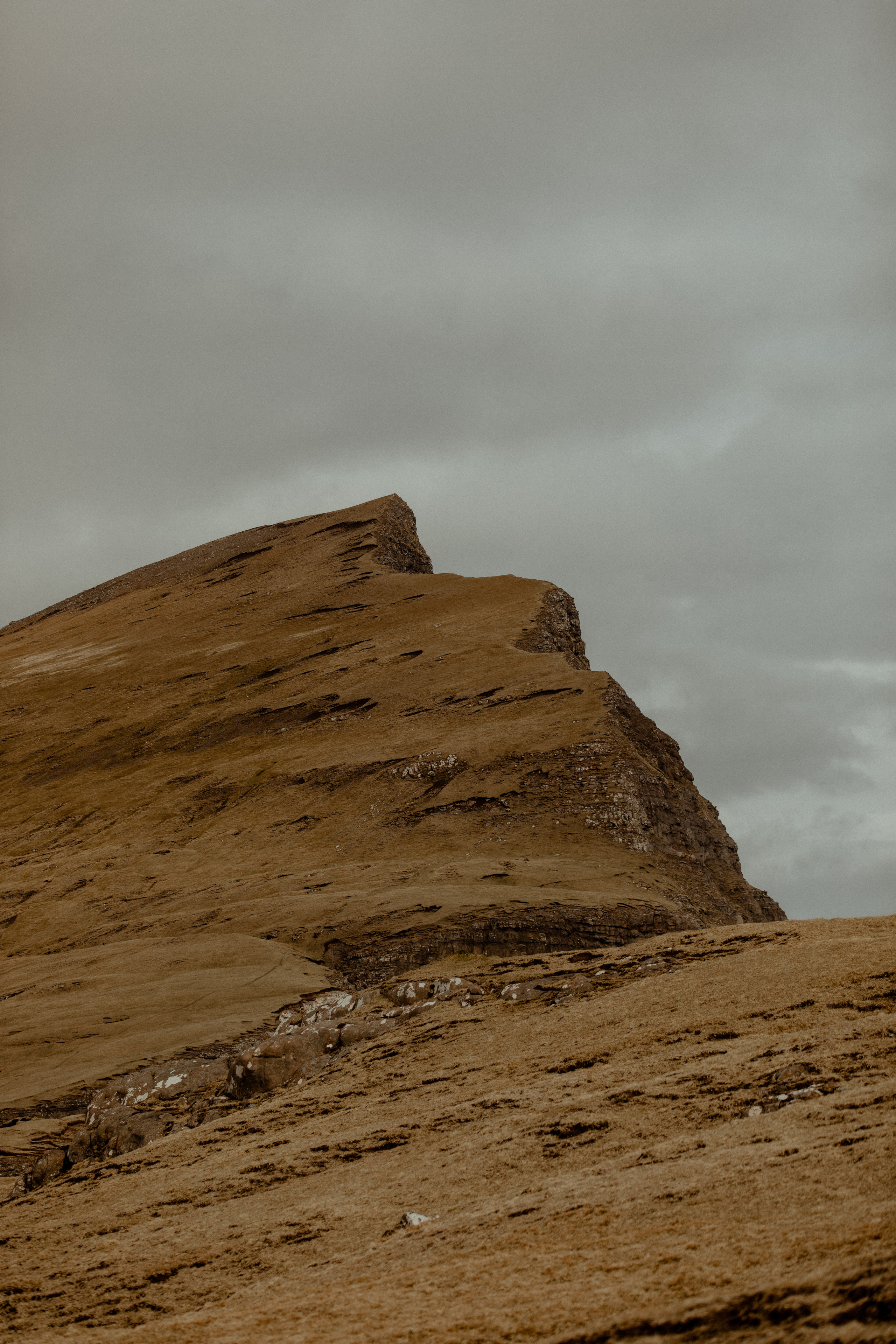 Elopement at Faroe islands. Iceland elopement photographer & videographer