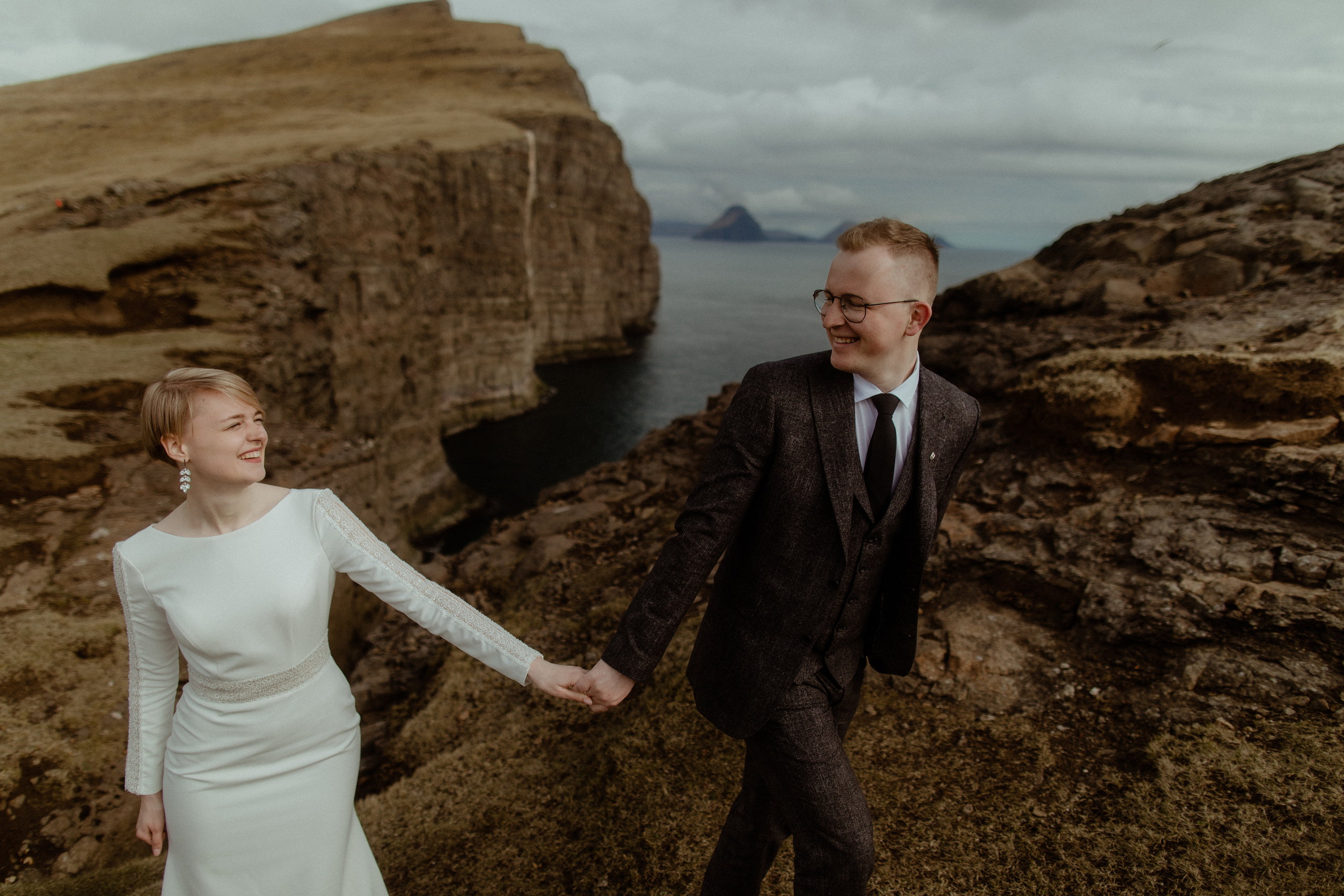 Elopement at Faroe islands. Iceland elopement photographer & videographer