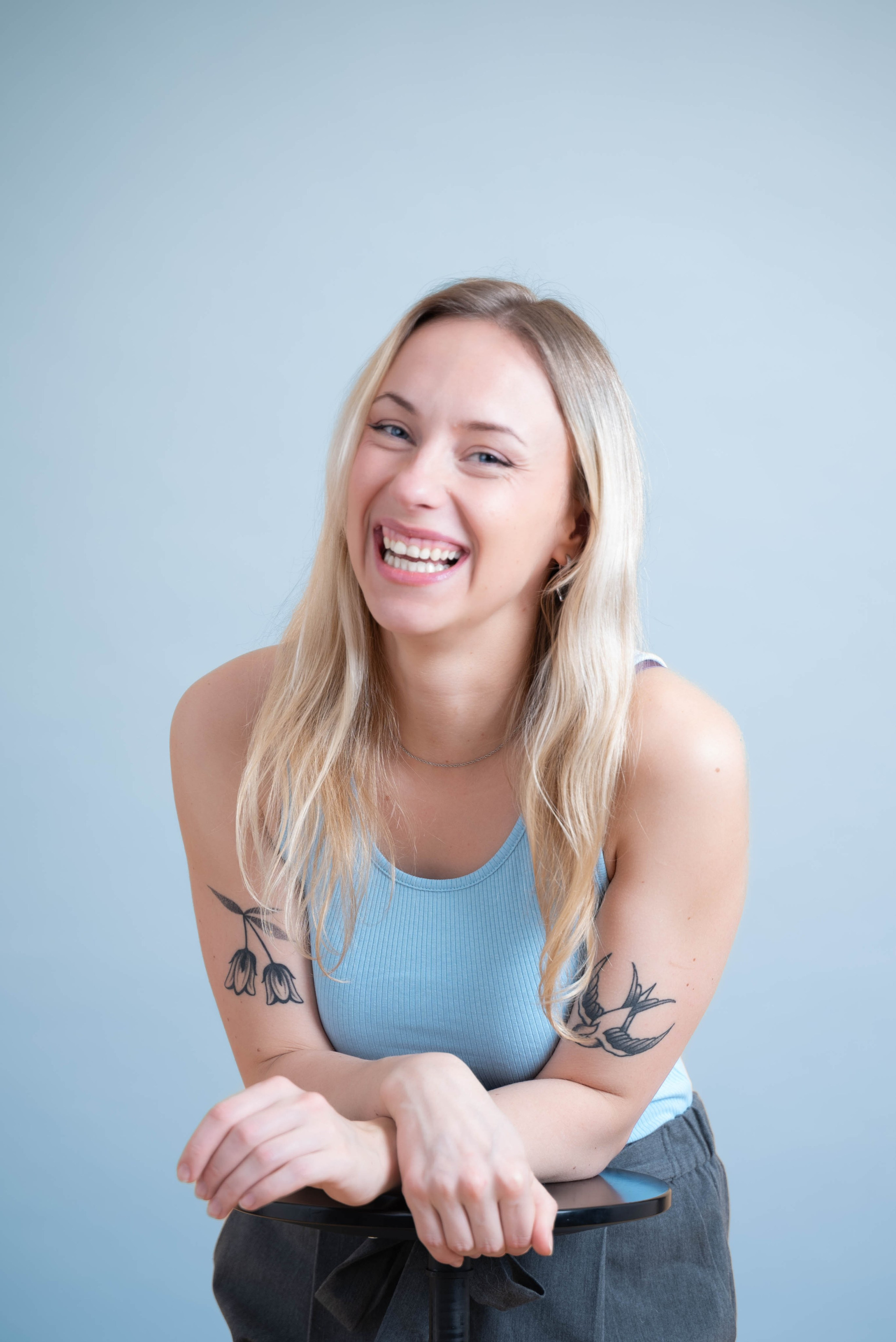 Portreed (PORA Fotograafia). Portree-, pere- ja ettevõtmiste fotograaf Tallinnas Miina Arop-Priidik