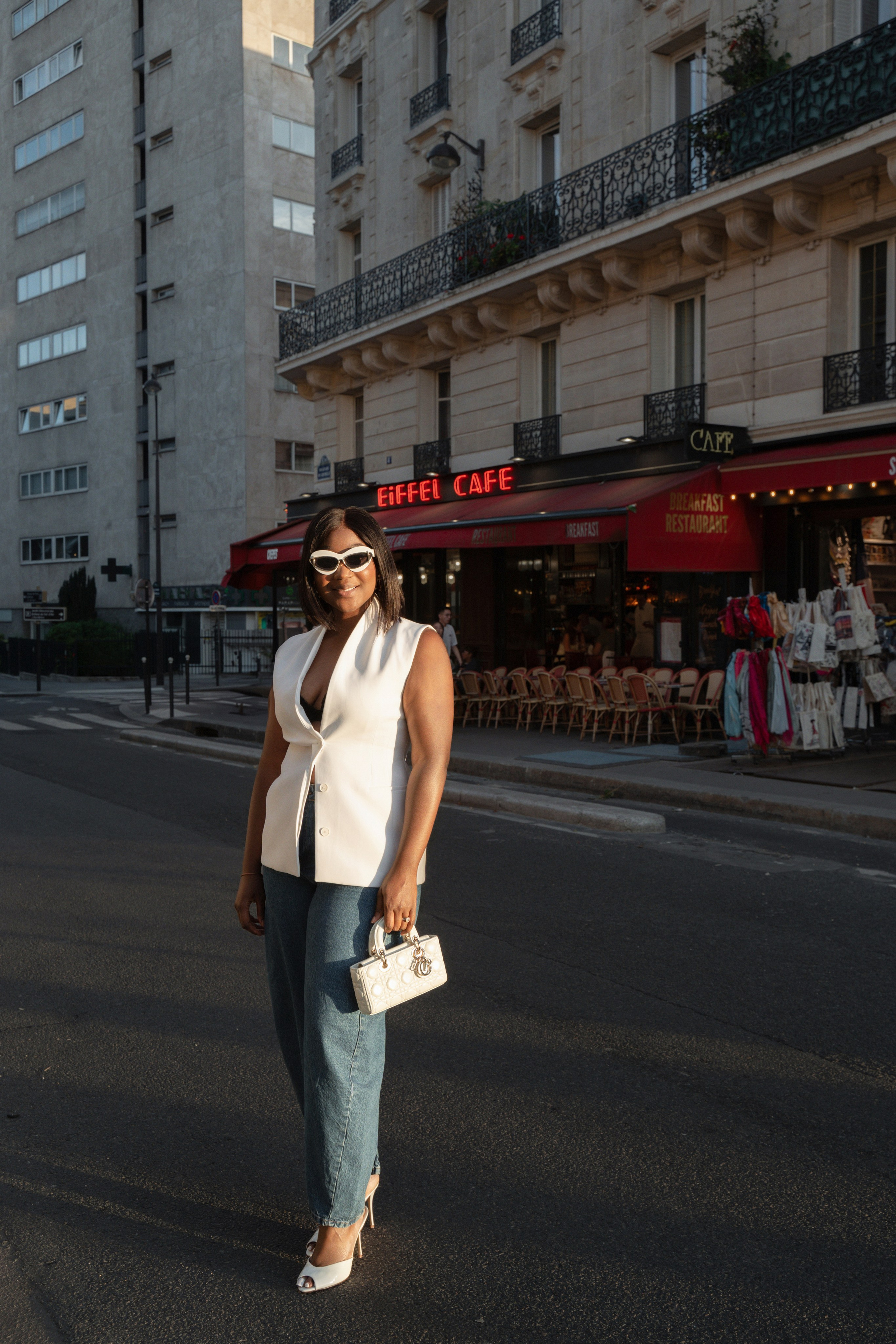 Content shooting. Photographer in Paris Yulia Shkadina | Couples, engagement, pre-wedding, individual photo-shoots in Paris at the best locations