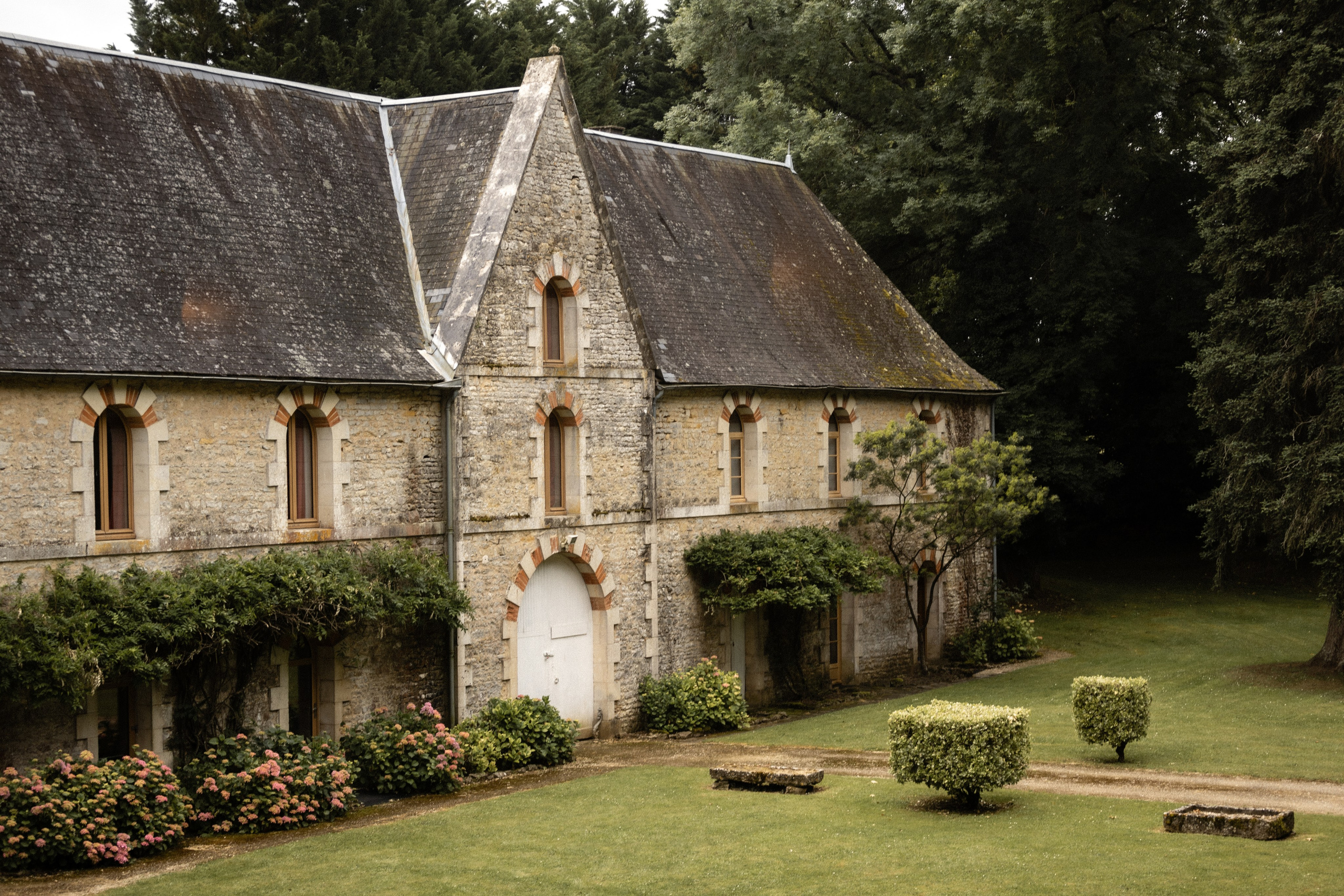 Оливия и Робби. Свадьба в замке Chateau de la Borderiе, Бенест на юго-западе Франции. Евгения Смирнова — Ваш фотограф в Тулузе и на юго-западе Франции