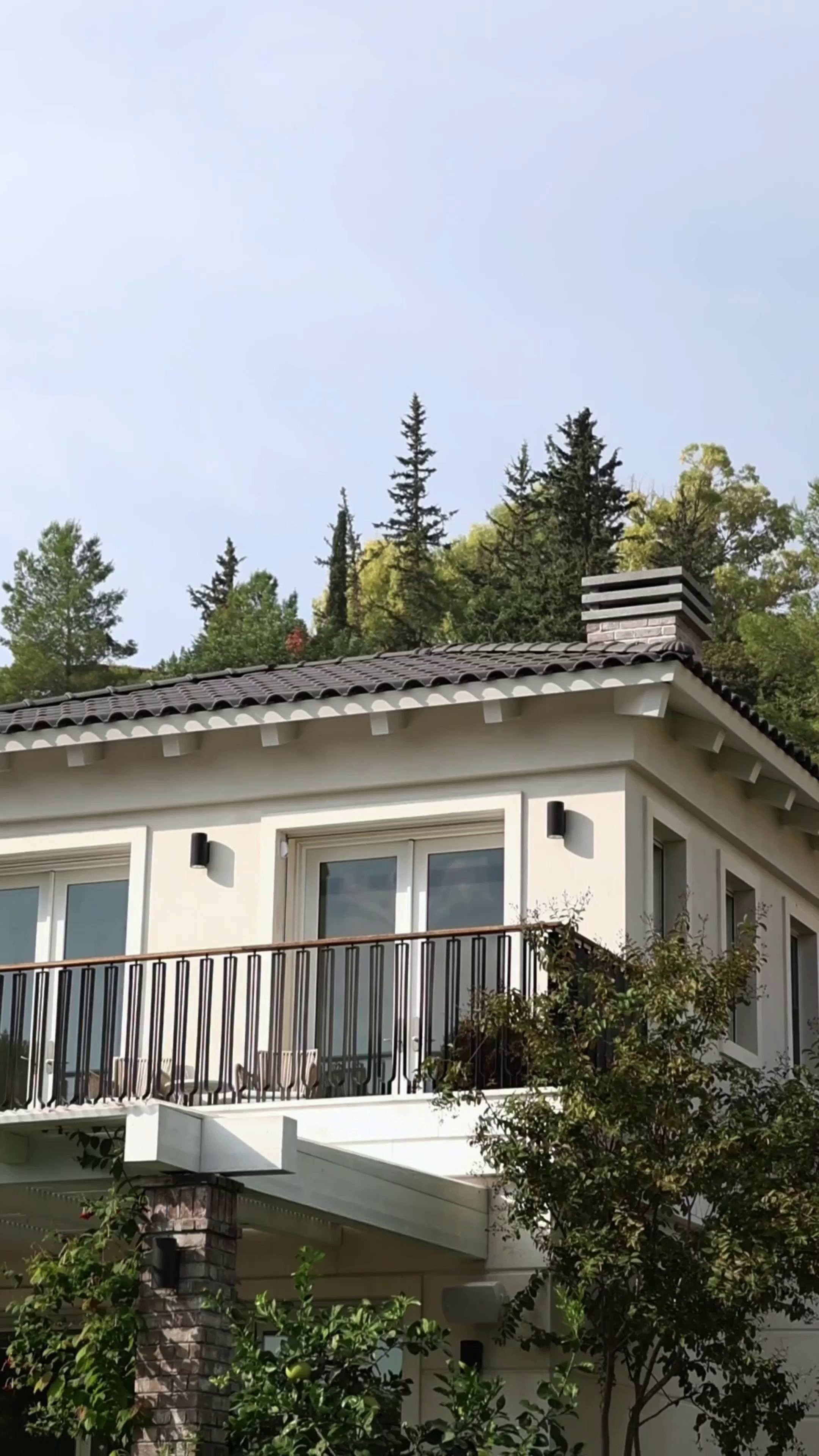 VIDEO PORTFOLIO. Alena — Architecture & Interior Design Photographer & Filmmaker