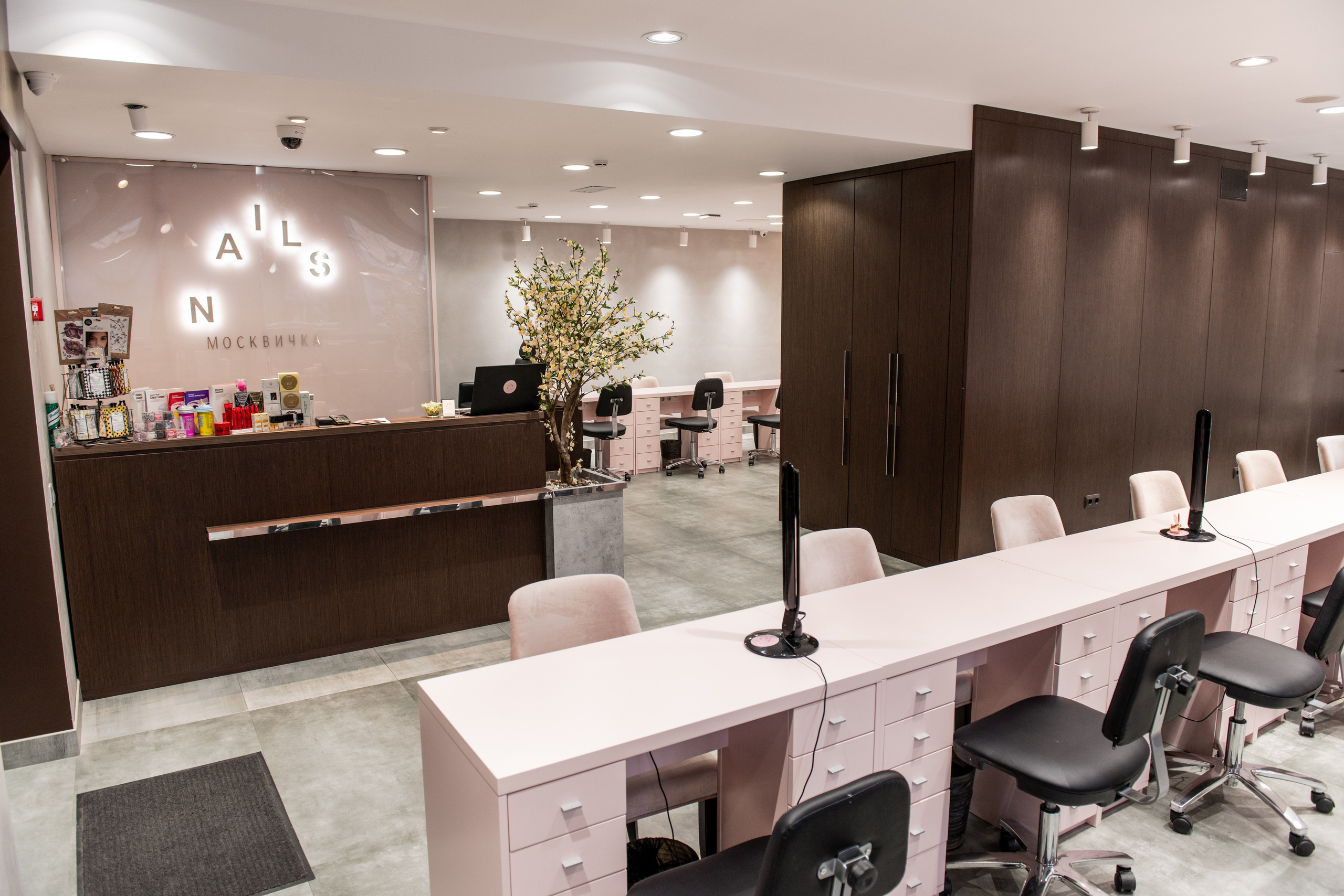 Манюкирный салон Nail Москвичка. ФОТОГРАФ МЕКСИКА КИНТАНА-РОО