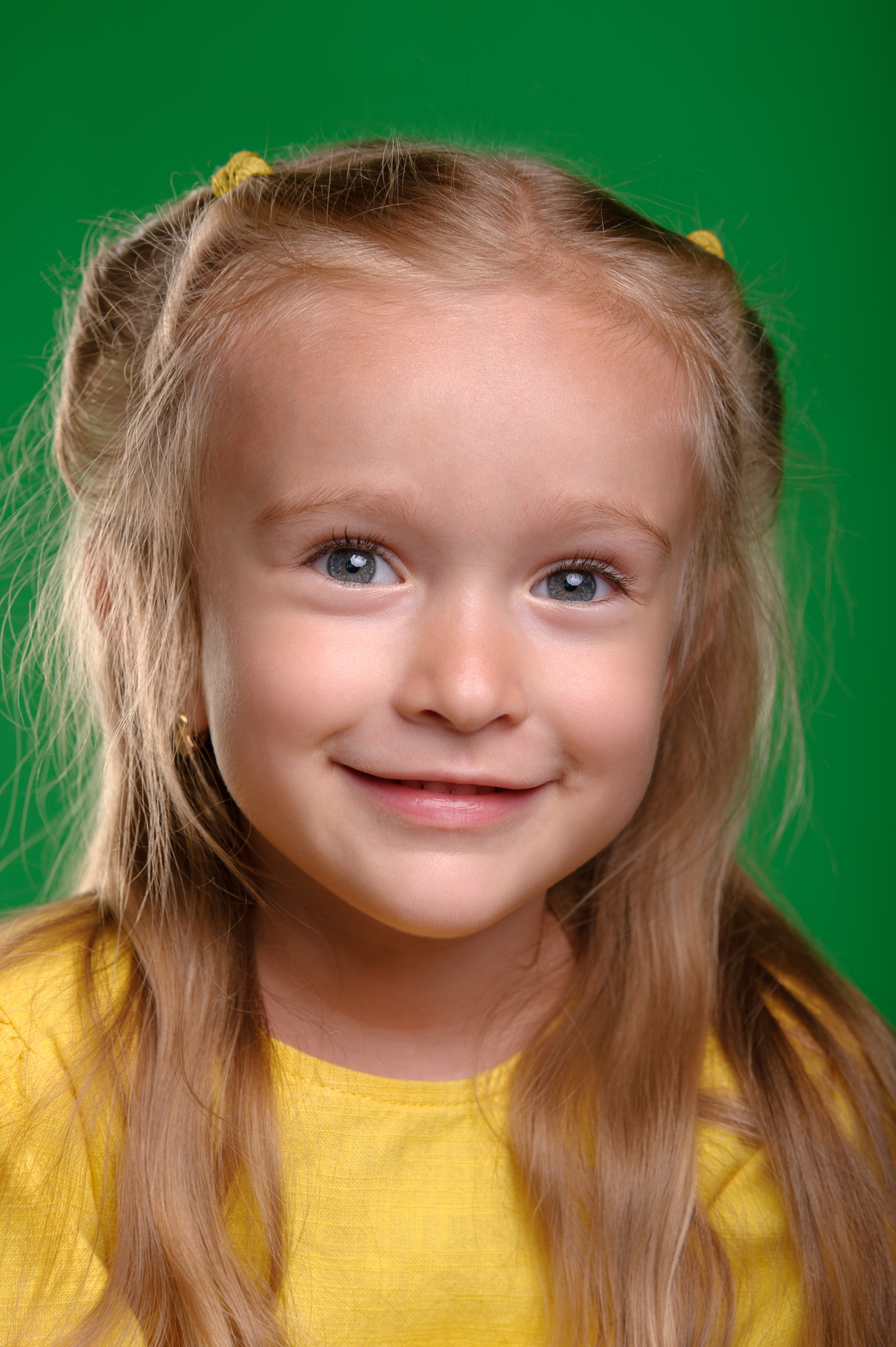 Студийный Портрет Амиры. Семейный фотограф в Кишинёве THOMAS SHTIFT