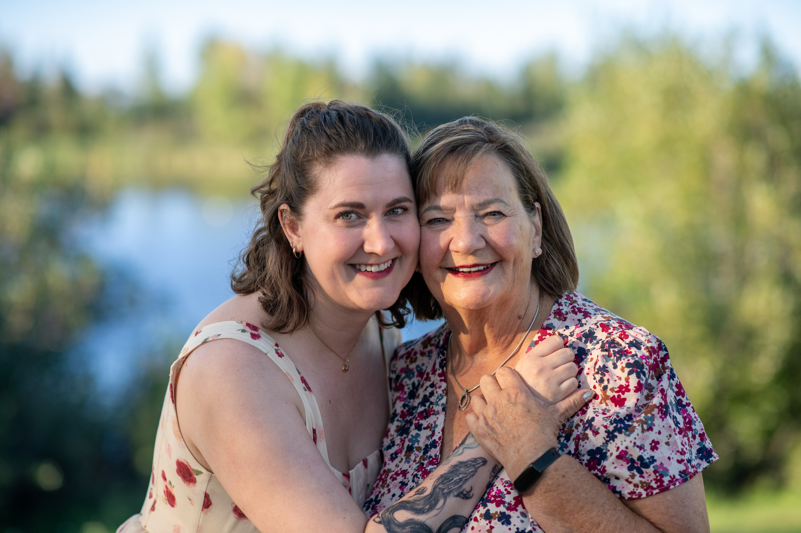 Mother and Daughter. Poroshinanatalie.com — Photographer in Edmonton (Canada)