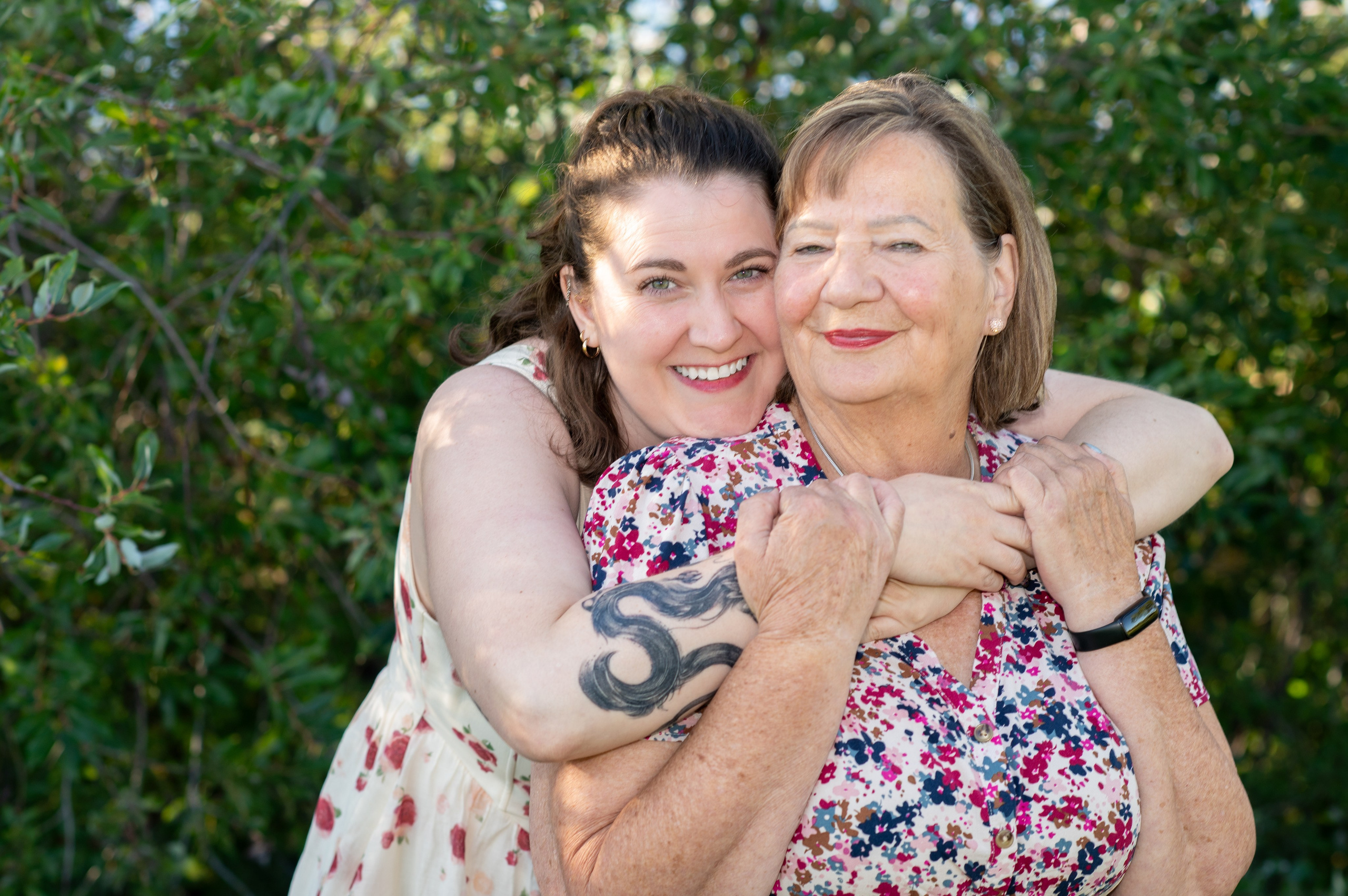 Mother and Daughter. Poroshinanatalie.com — Photographer in Edmonton (Canada)
