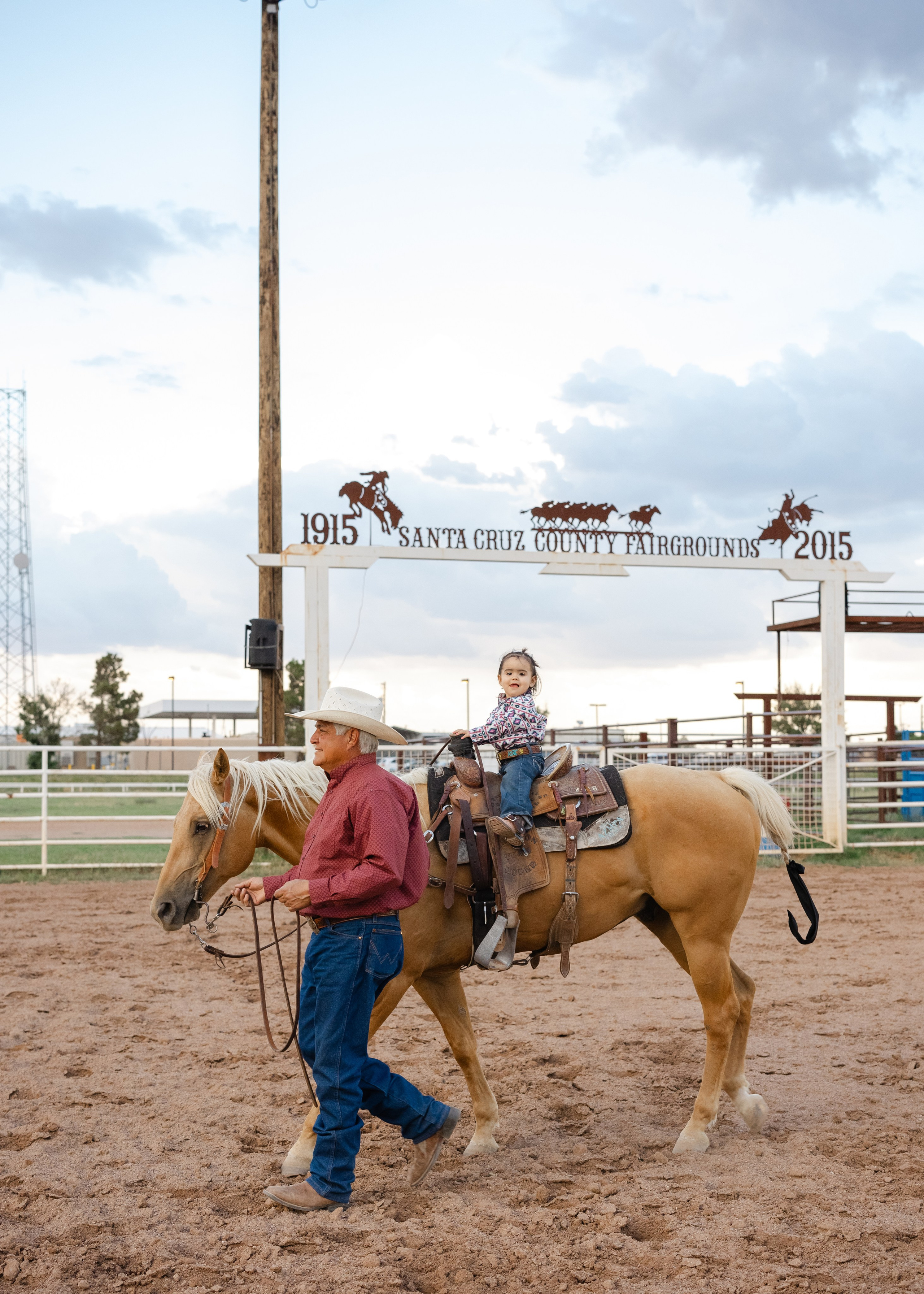Фотосессия в г. Барановичи. Anastasia Post: Wedding and Editorial Photography