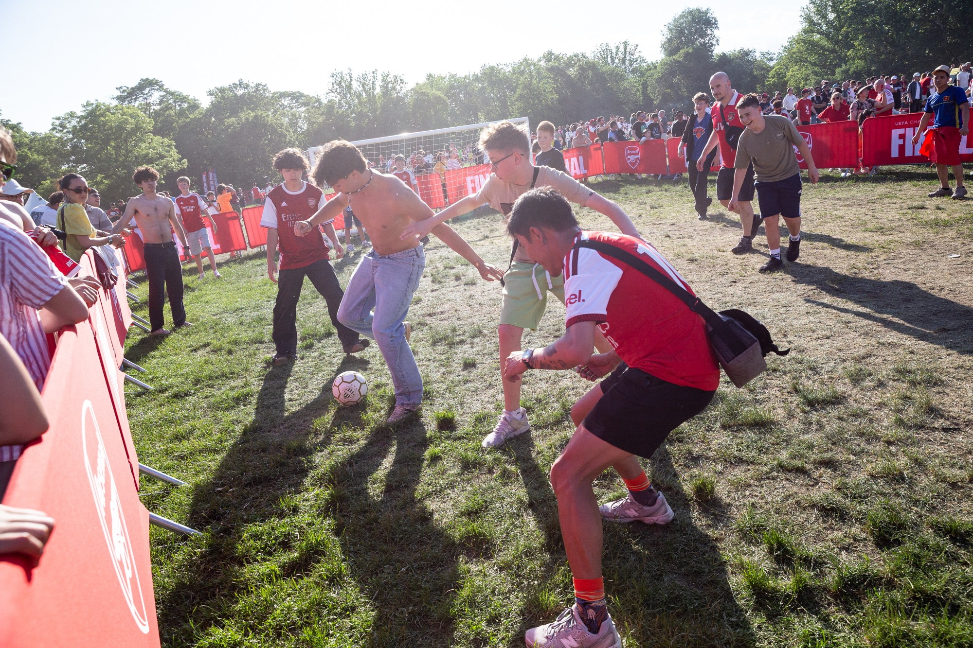 UEFA Champions League Final. Arsenal vs PSG. Budapest 2026. Arsenal Fan Zone. Photographer in Budapest — Yura Knyazev