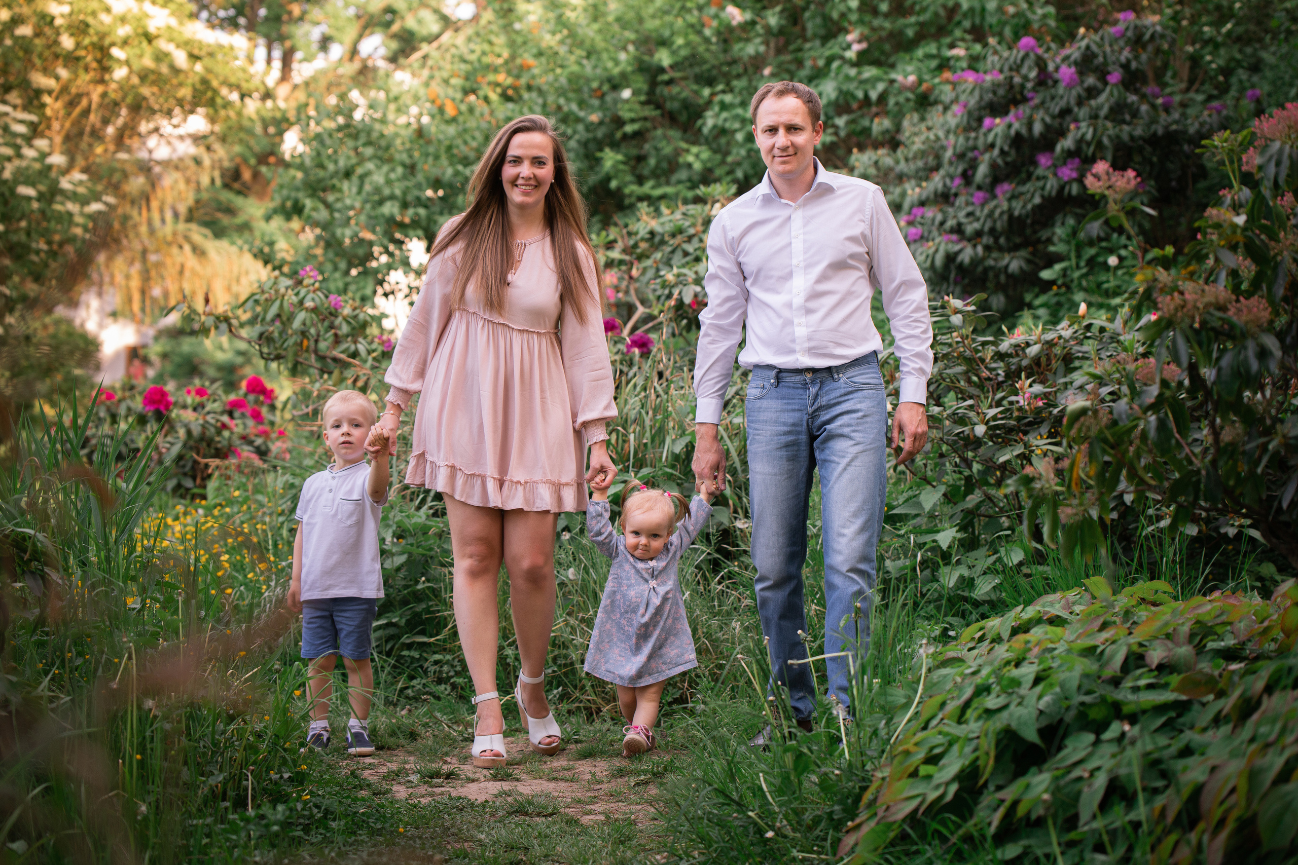 Familienfotoshooting Seepark. Fotograf in Freiburg, Meerim Kaufmann