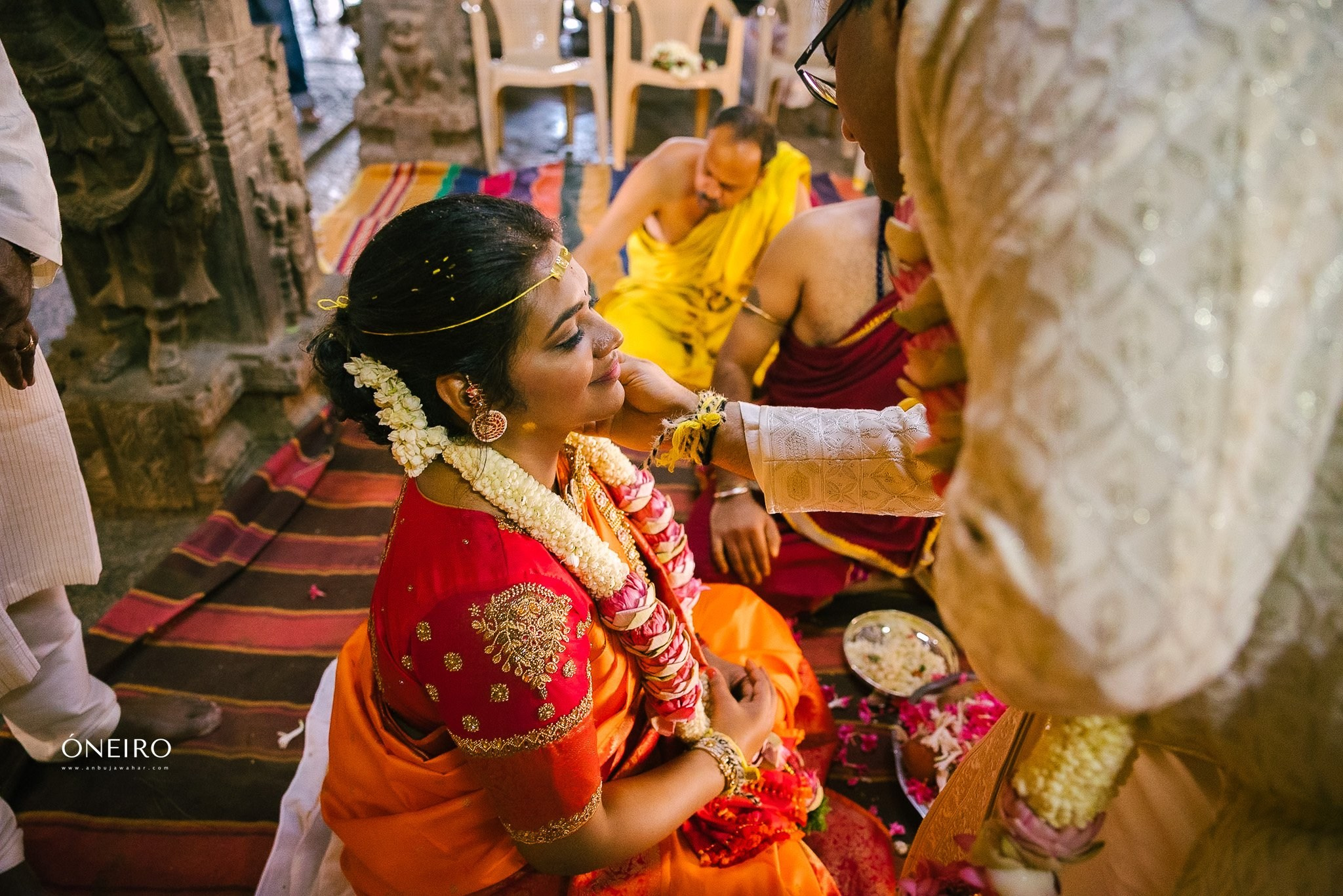 Bhoga Nandishwara Temple Wedding Photography | Candid Bangalore Photographer